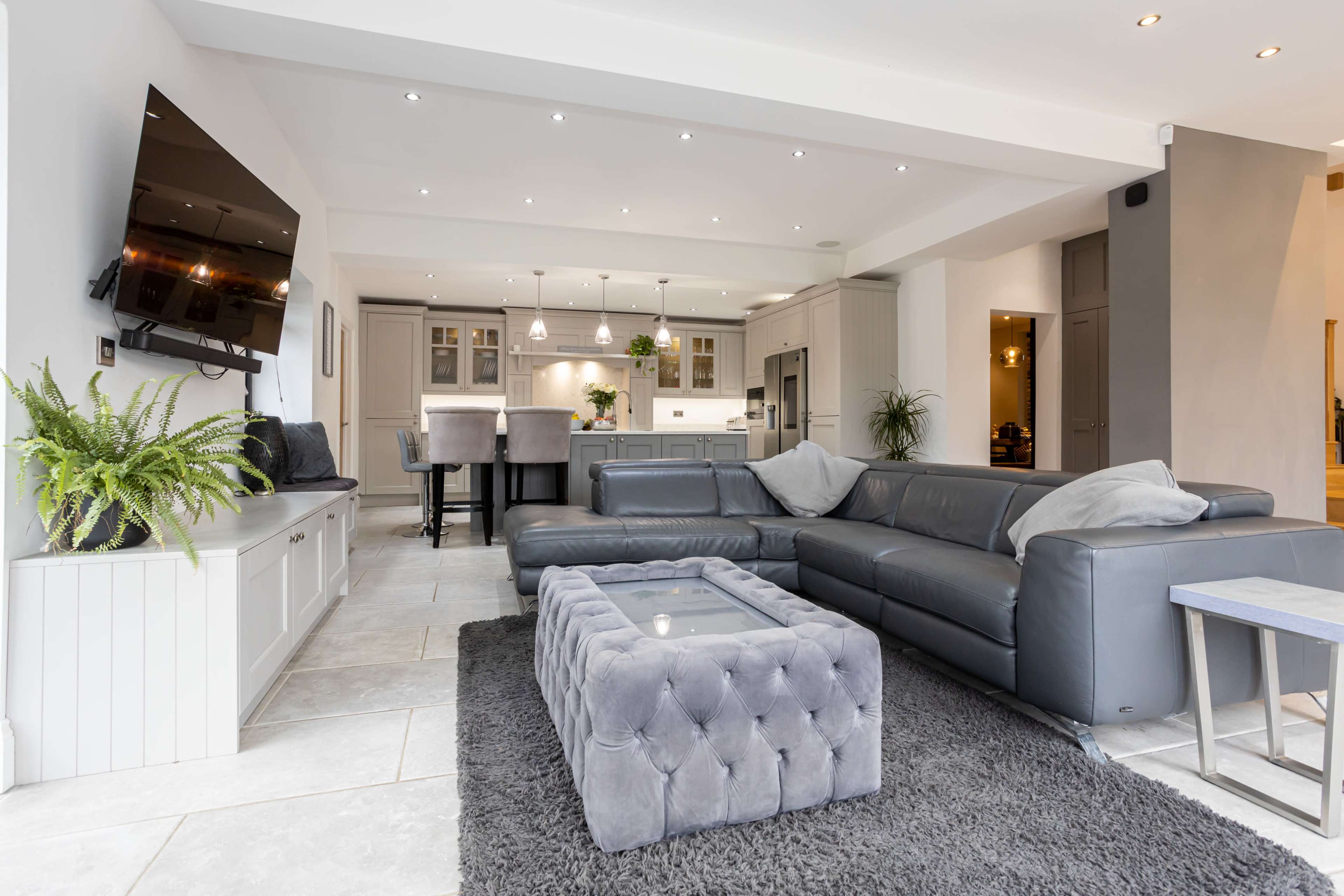 Manchester Luxury Country House Close To The City Image in Bredbury, Manchester, ENG