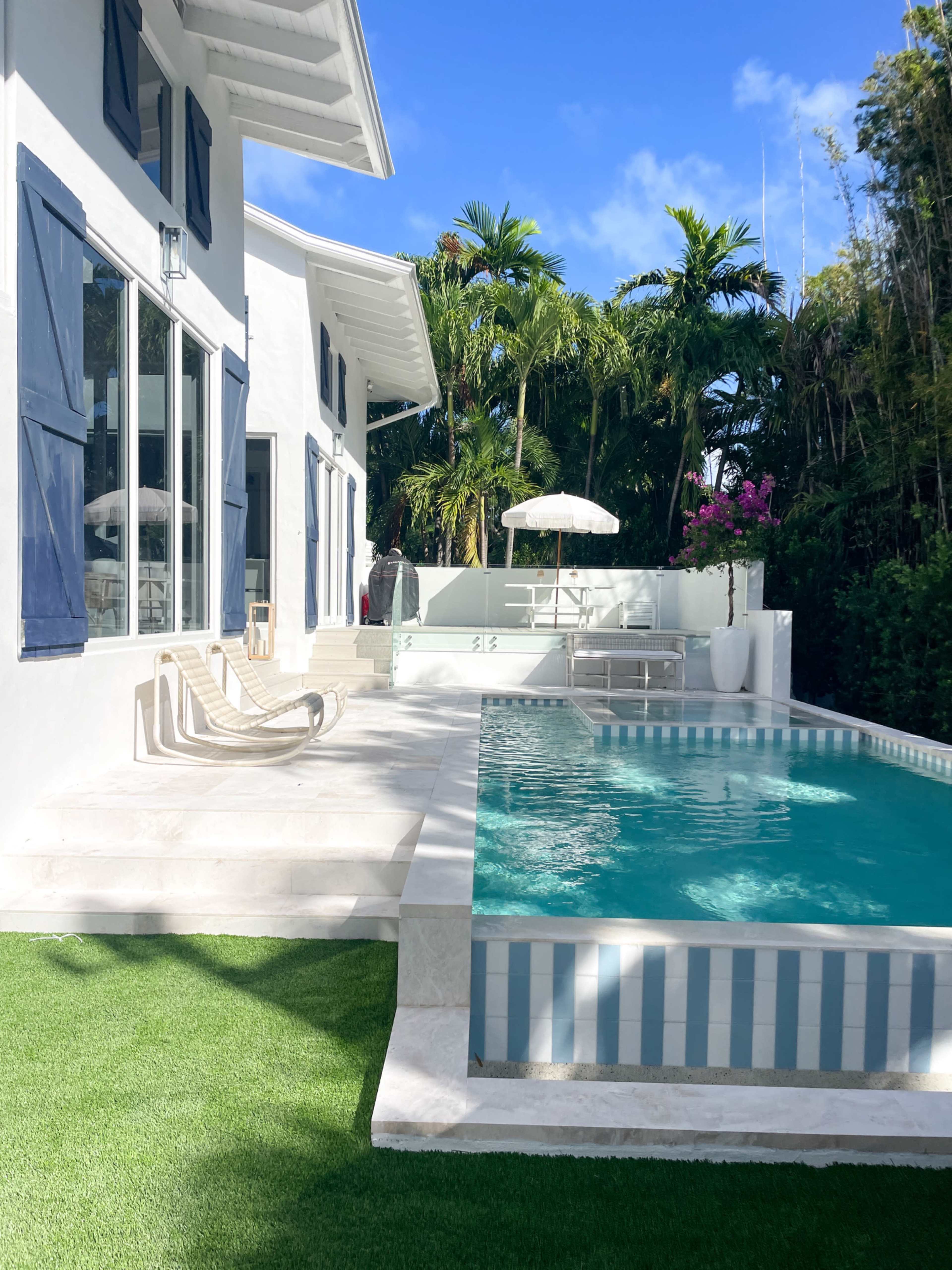 Luxury Costal Style pool are Image in Key Biscayne, Key Biscayne, FL