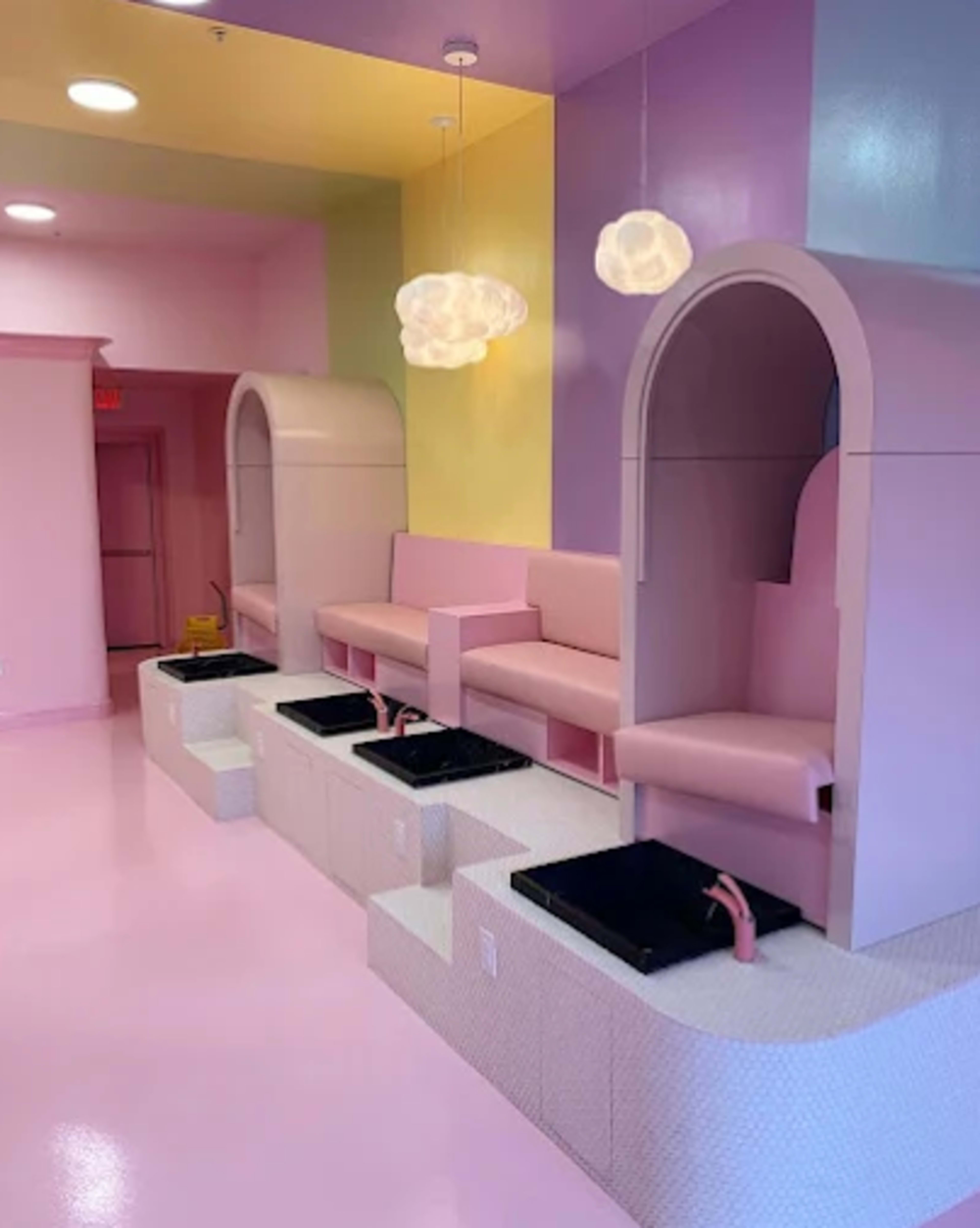 Chic Pink Salon Studio on South Congress Image in St. Edwards, Austin, TX