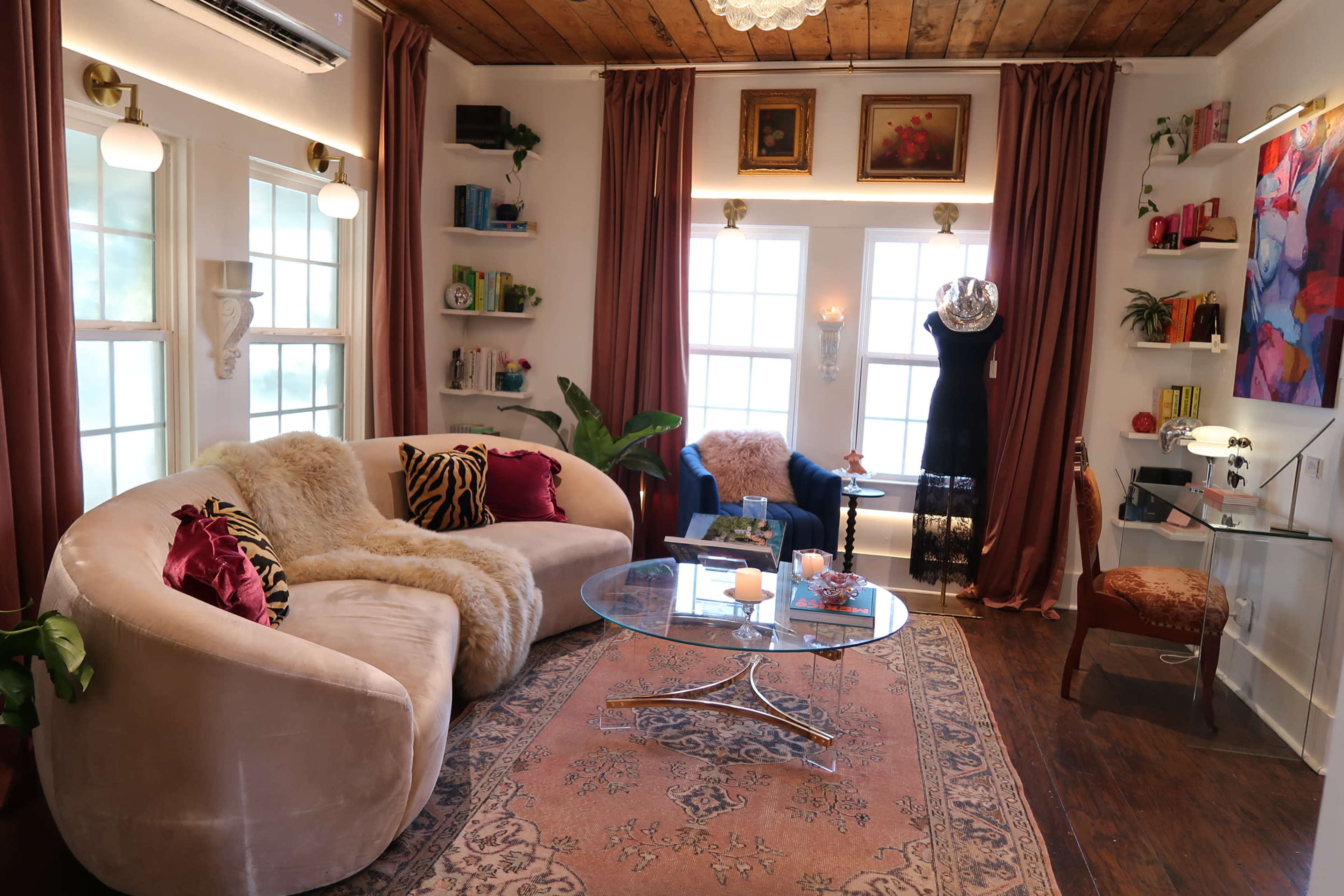 East Austin Trendy Boutique Venue Image in Central East Austin, Austin, TX