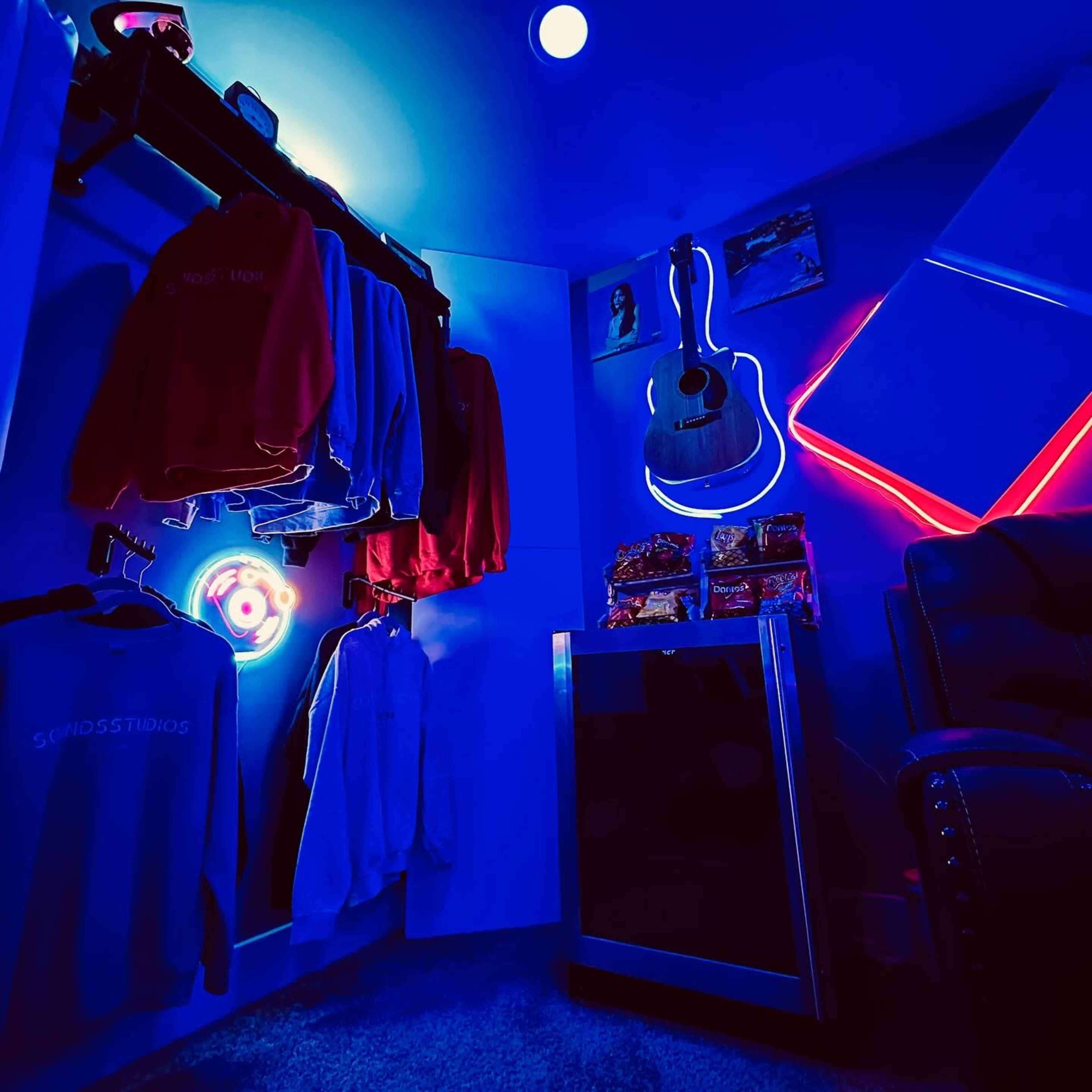 Urban Downtown Music Recording/Photo Studio Image in Urbandale Nations, Nashville, TN