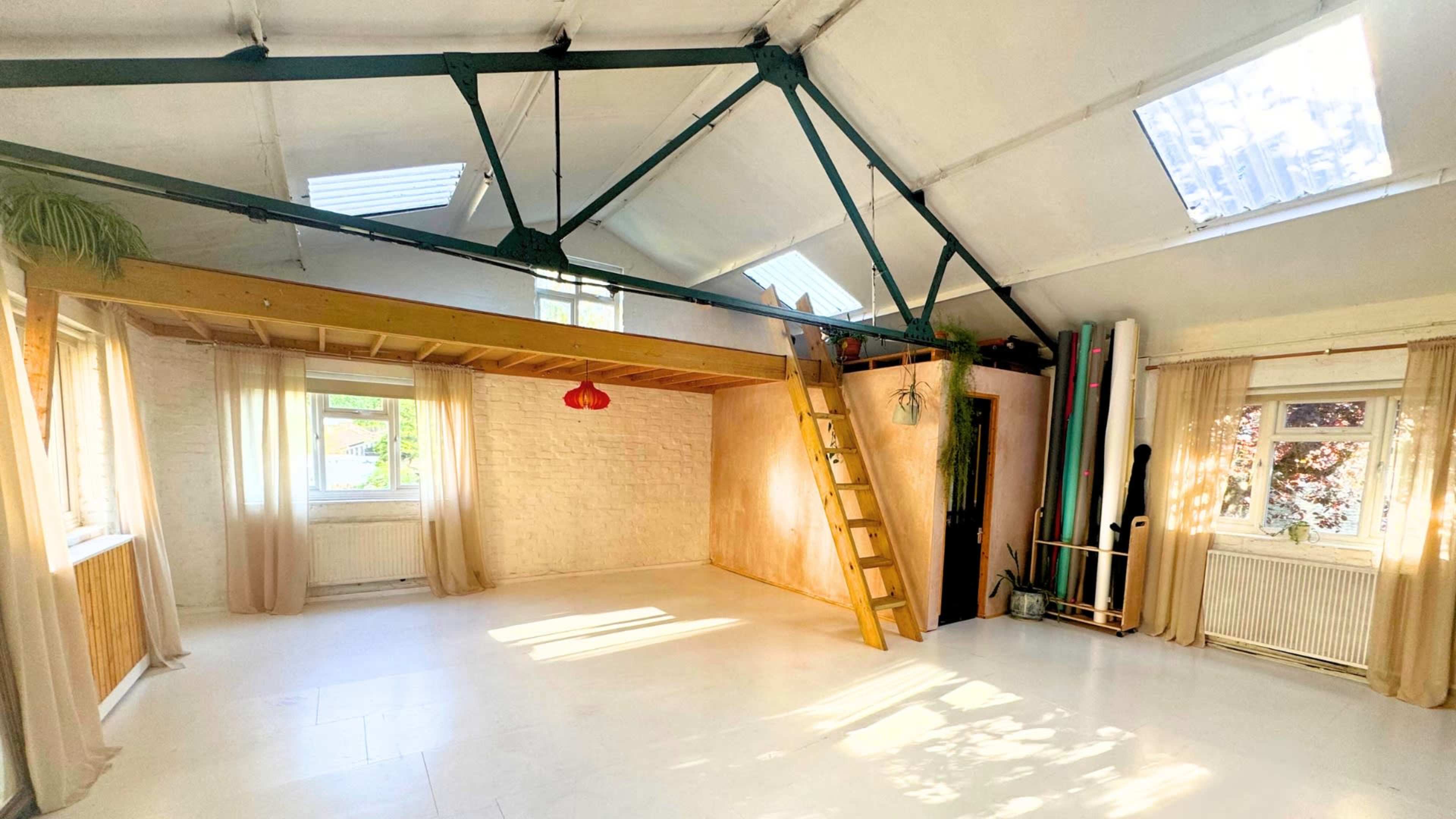 Versatile Two Story Industrial Warehouse & Photography Film Studio East London Image in Lower Clapton, London, ENG