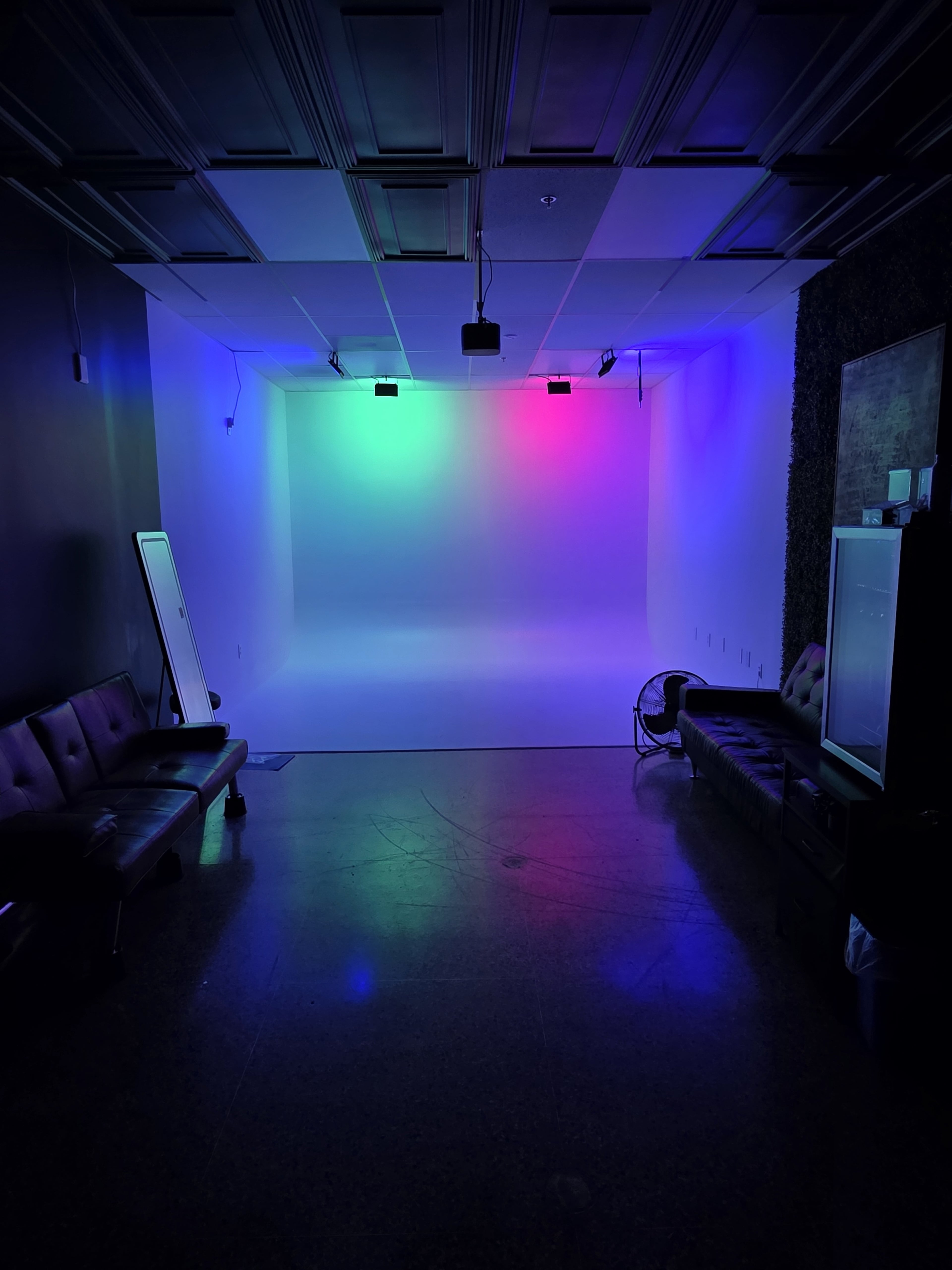 Uptown Studio w Pre-Lit Cyc Wall Image in Charlotte center city, Charlotte, NC