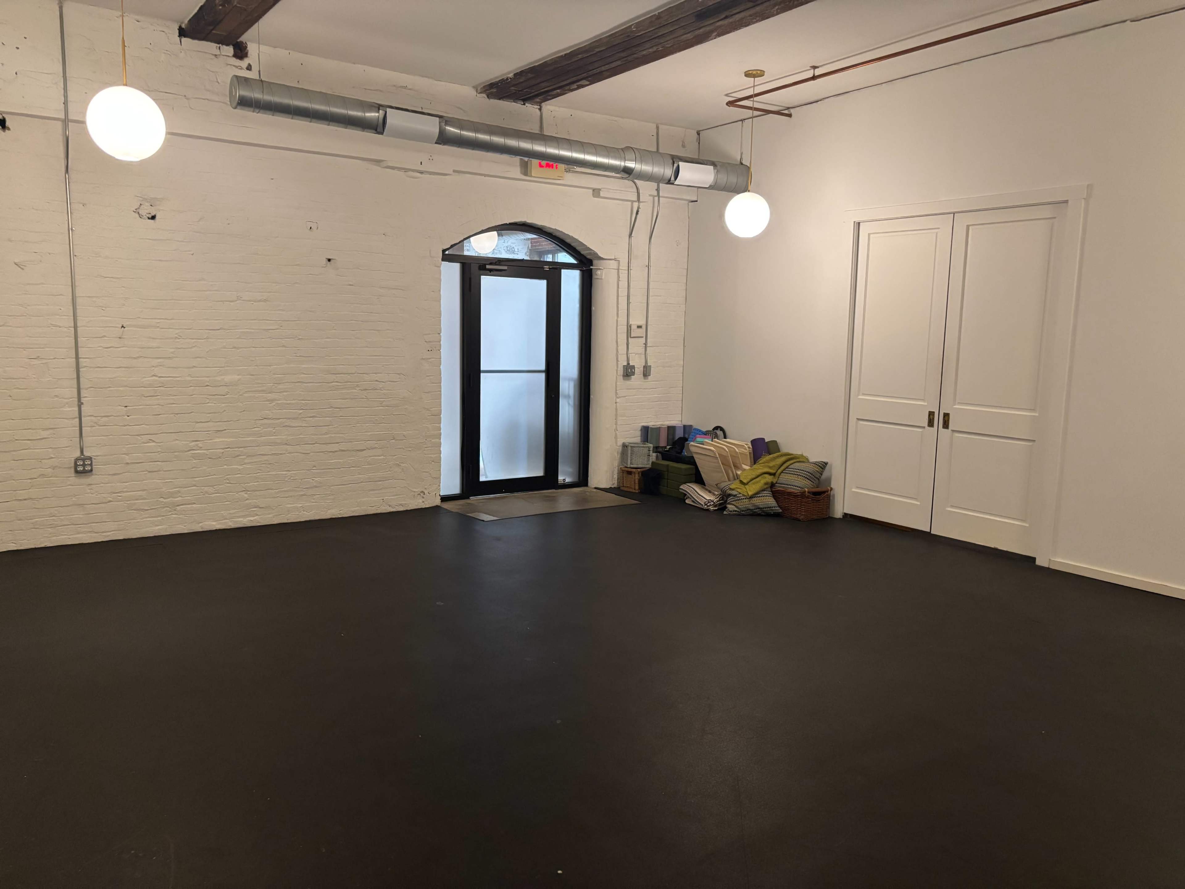 Urban Studio with Soulful Vibes & Room to Gather Image in North Philadelphia, Philadelphia, PA
