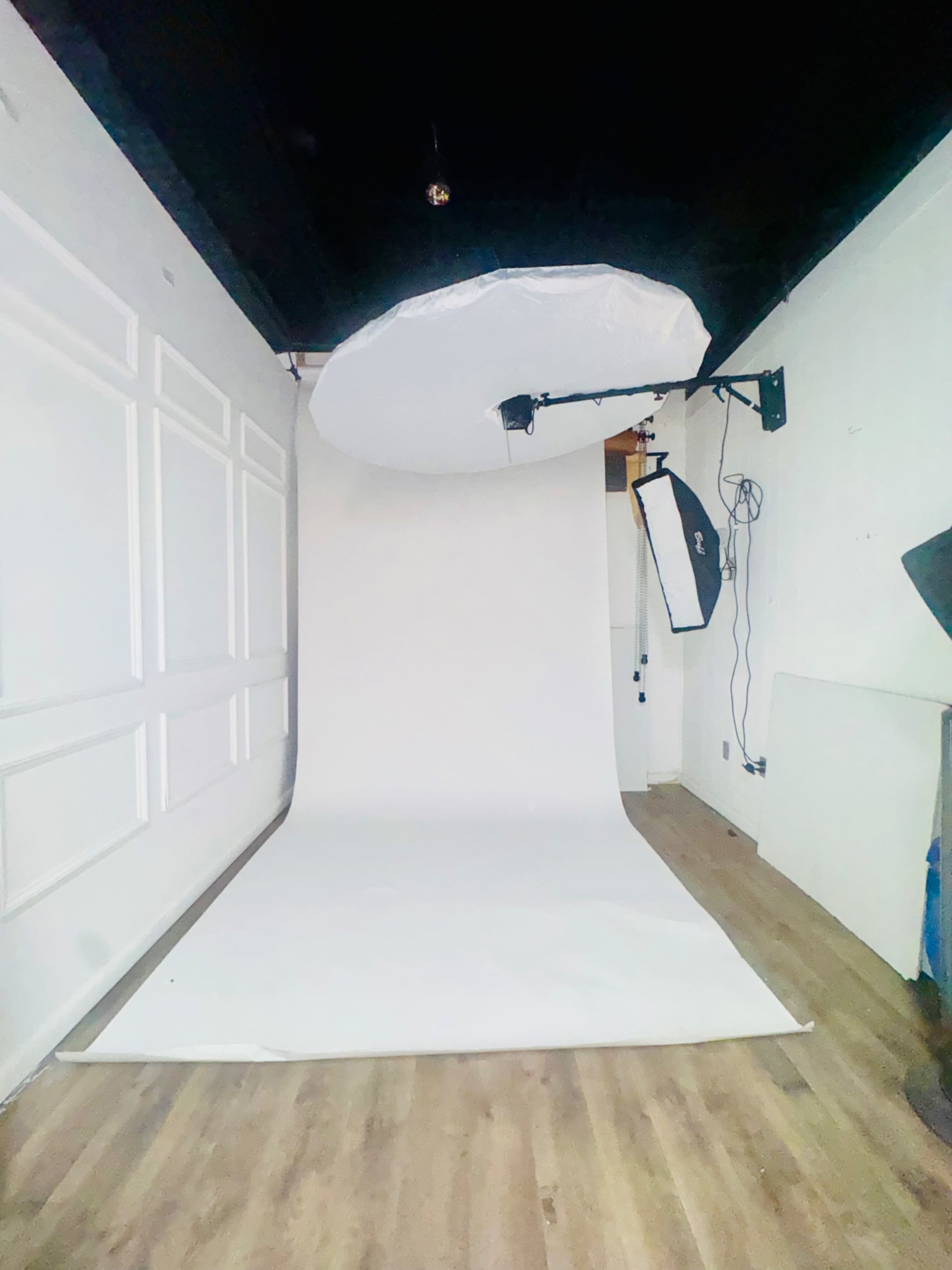 Versatile Content Creation Studio Image in North Bethesda, Rockville, MD