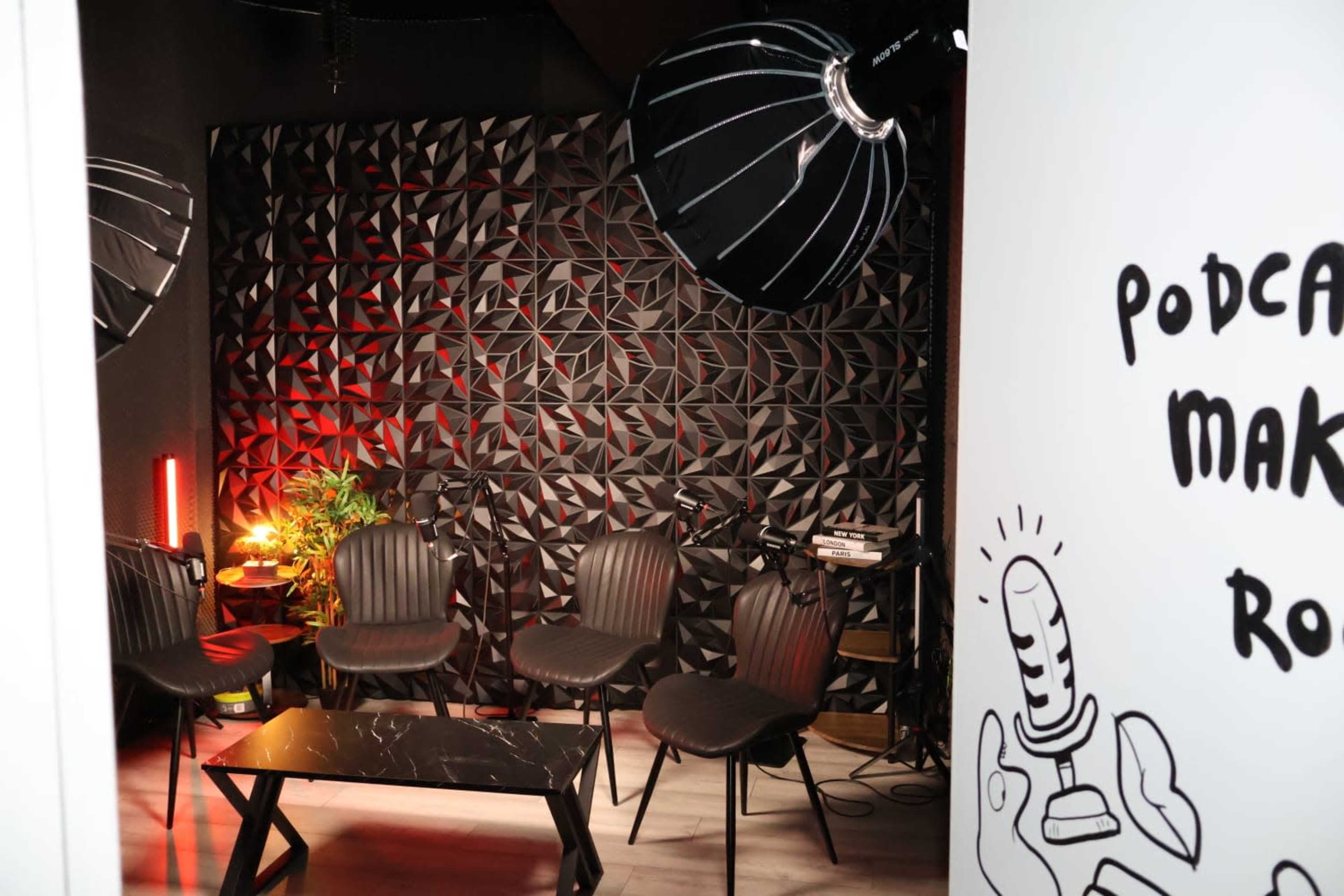 Basement in urban with banging coffee, snacks, drinks, gaming rooms, pool and lot more. Image in Stepney Green, London, ENG