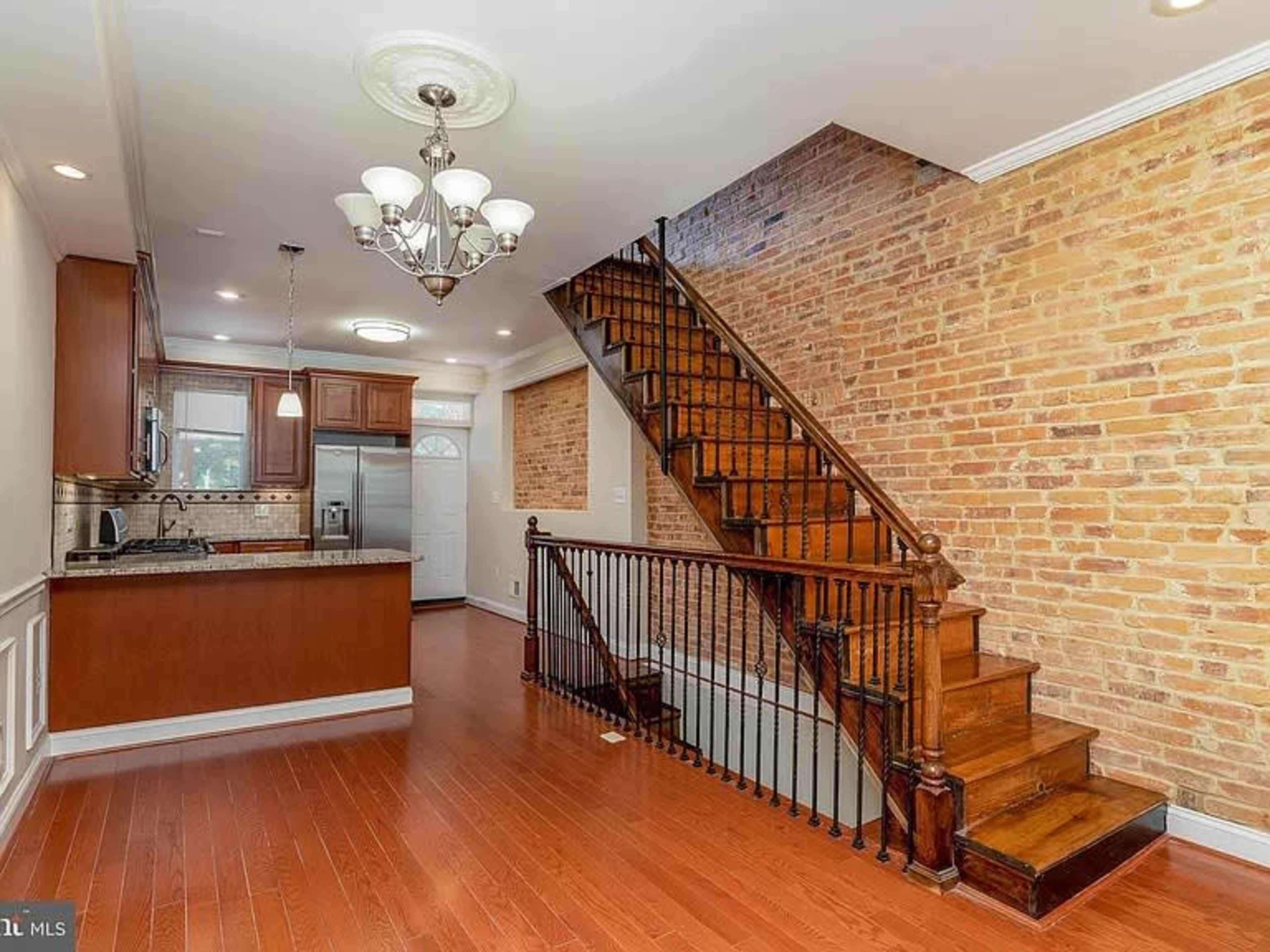 Beautiful City Living Image in Greektown, Baltimore, MD