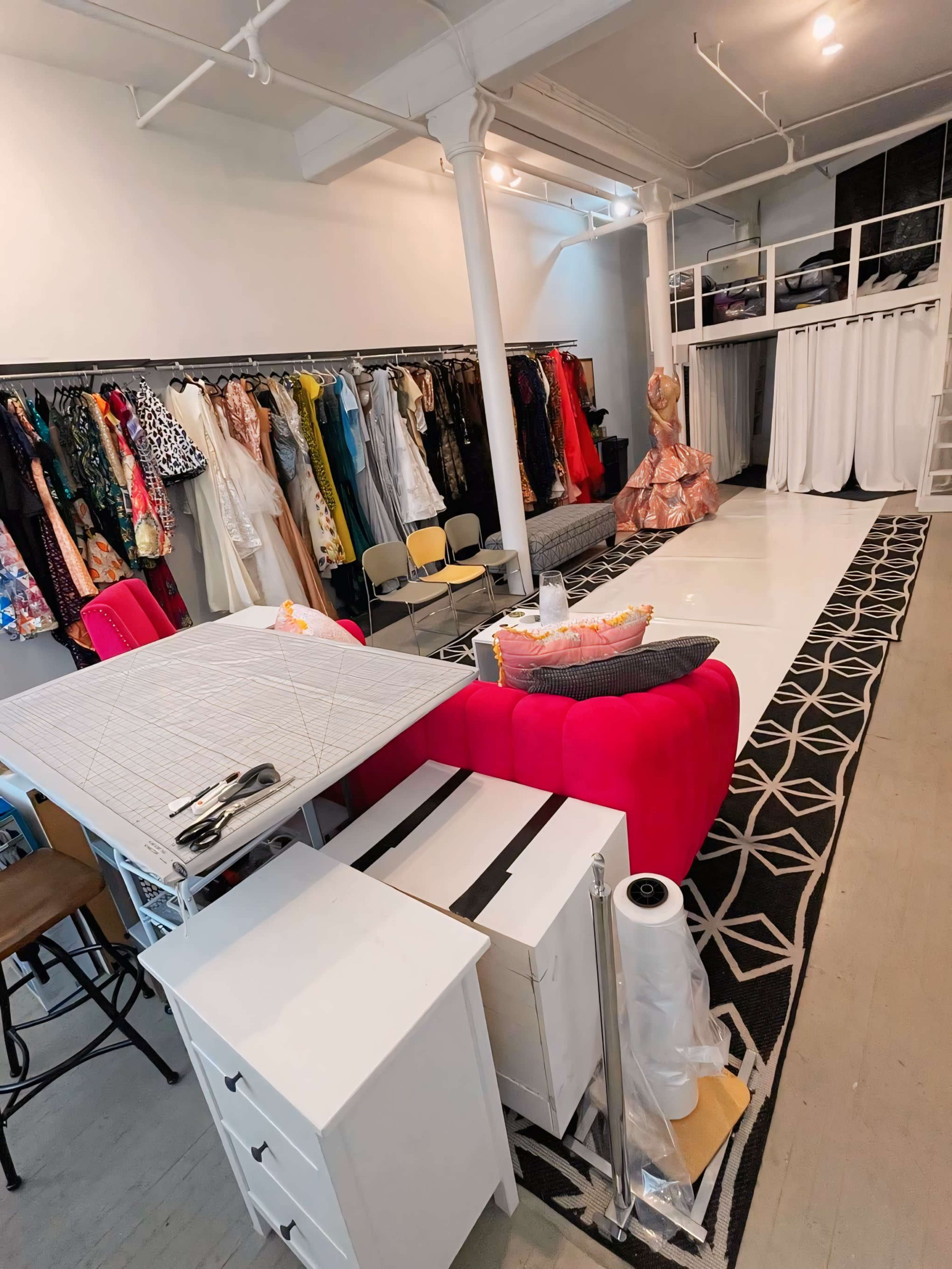 Chic and Modern Contemporary Fashion Studio Space with White Runway Image in Lower West Side, chicago, IL