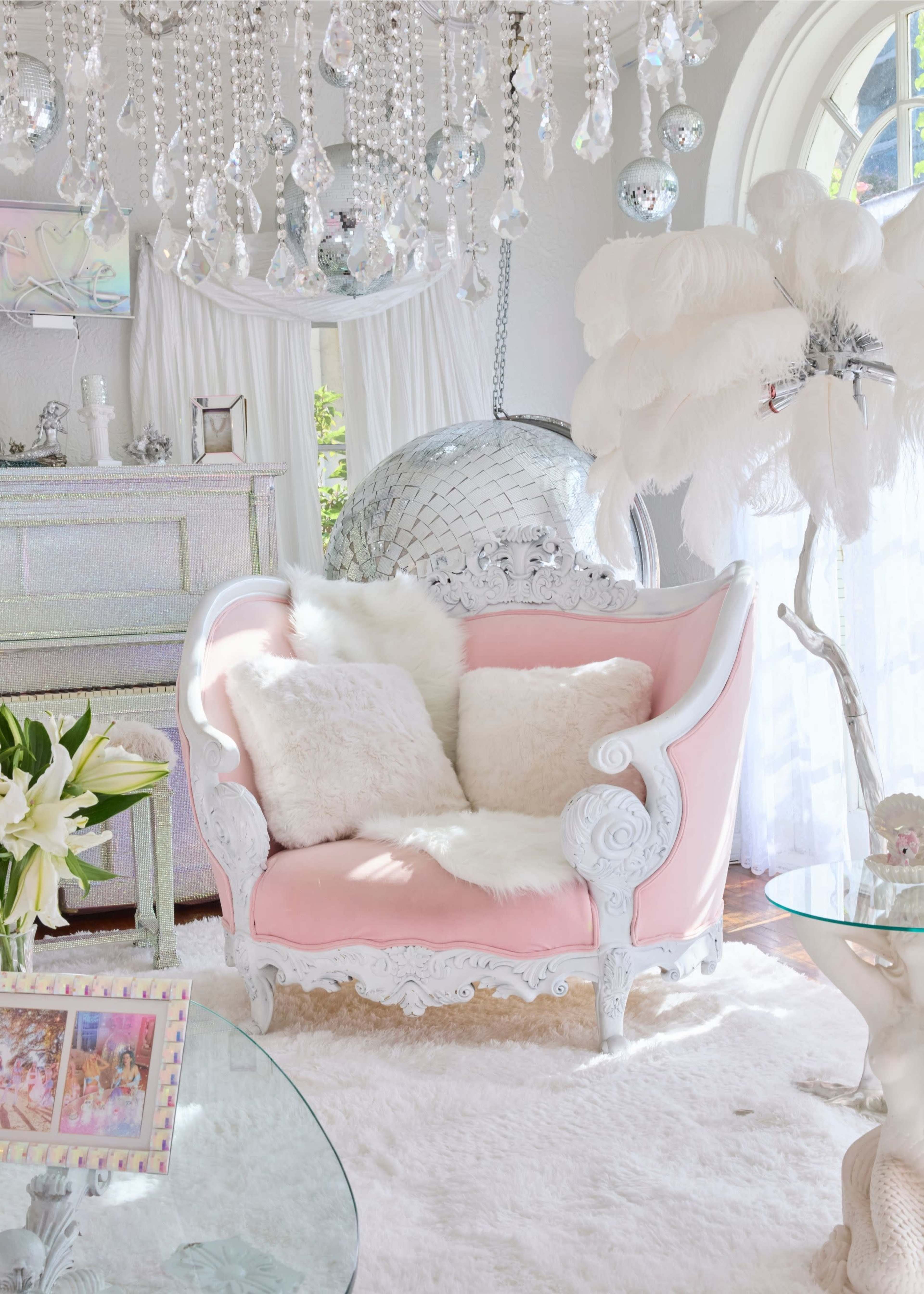 Sparkl Palace Chateau Image in Central LA, Los Angeles, CA