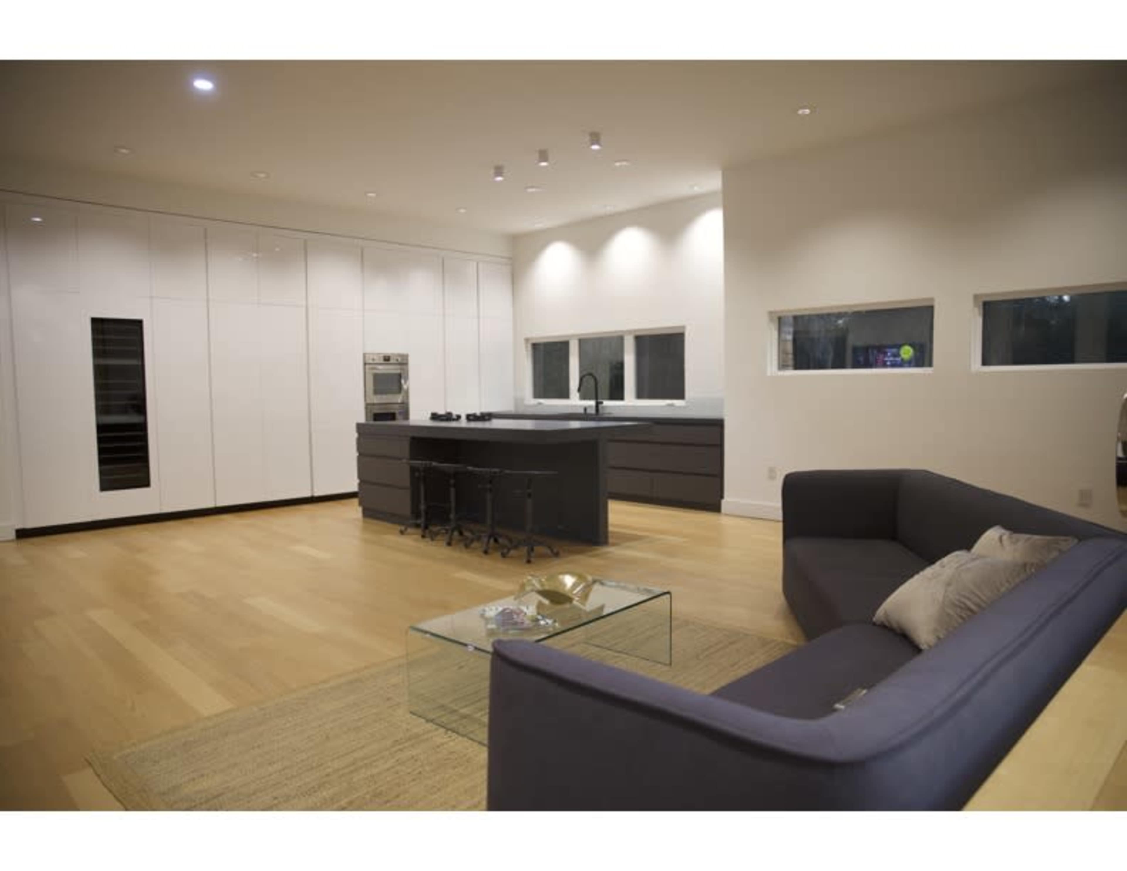 Lakefront Luxury Home with Private Gate & Expansive Grounds Image in Southeast Orlando, Orlando, FL