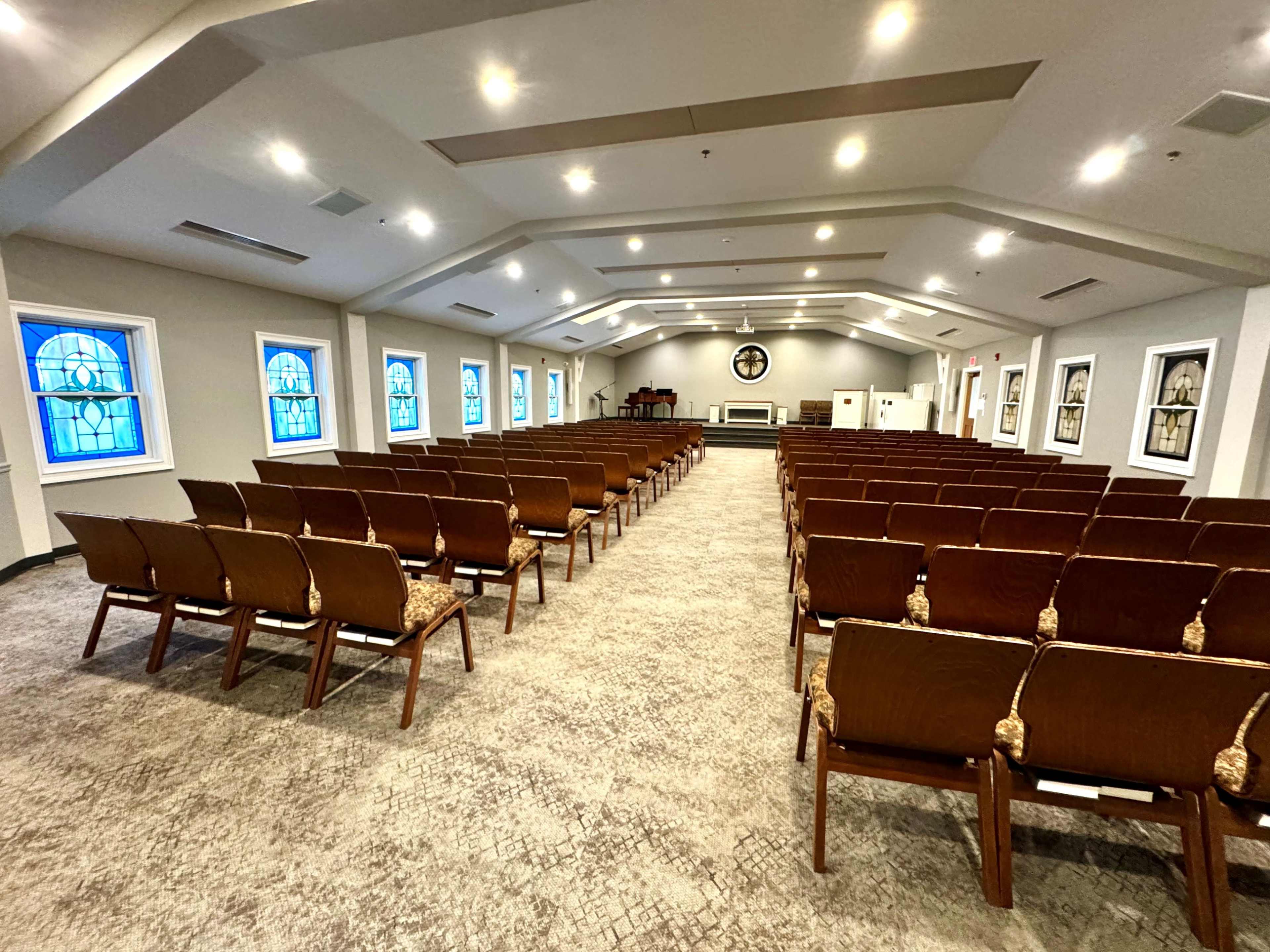 Well-appointed Medium-sized Auditorium Image in Hopkinton, Hopkinton, MA