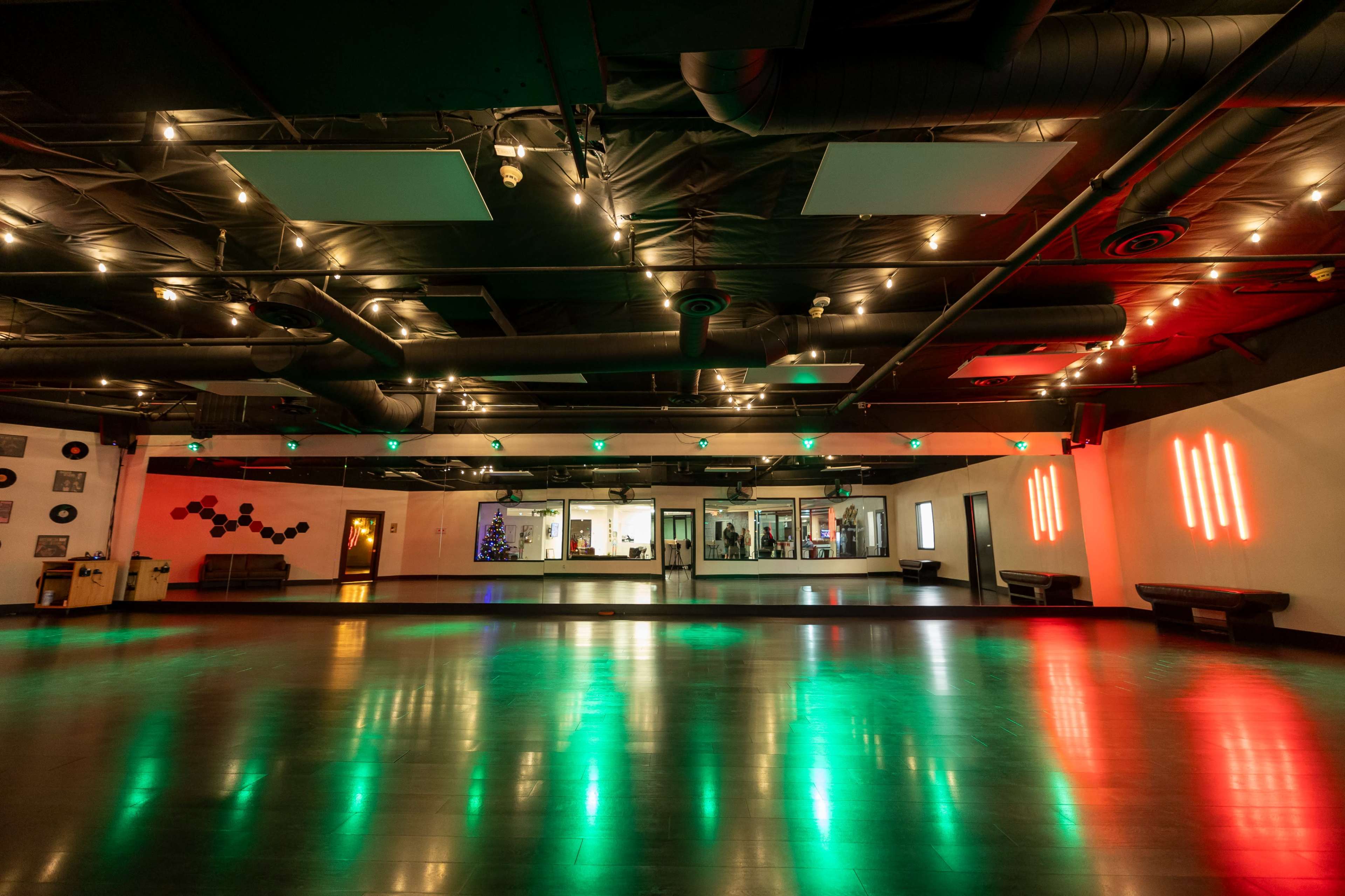 Large Dance Studio Space for Rent Image in Spring Valley, Las Vegas, NV