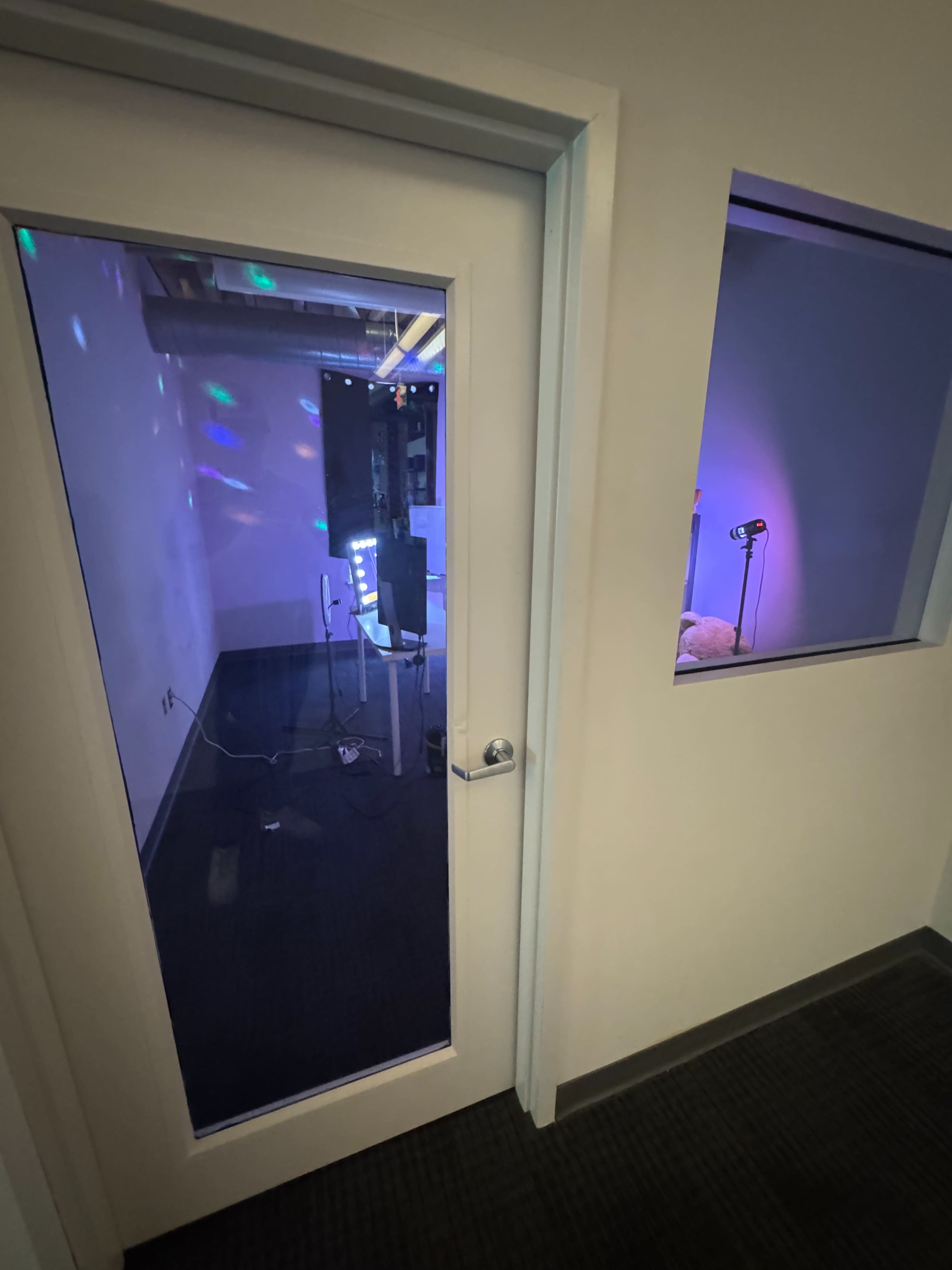 Aesthetic Livestream & Content Creation Studio with Natural Light Image in Fells Point, Baltimore, MD