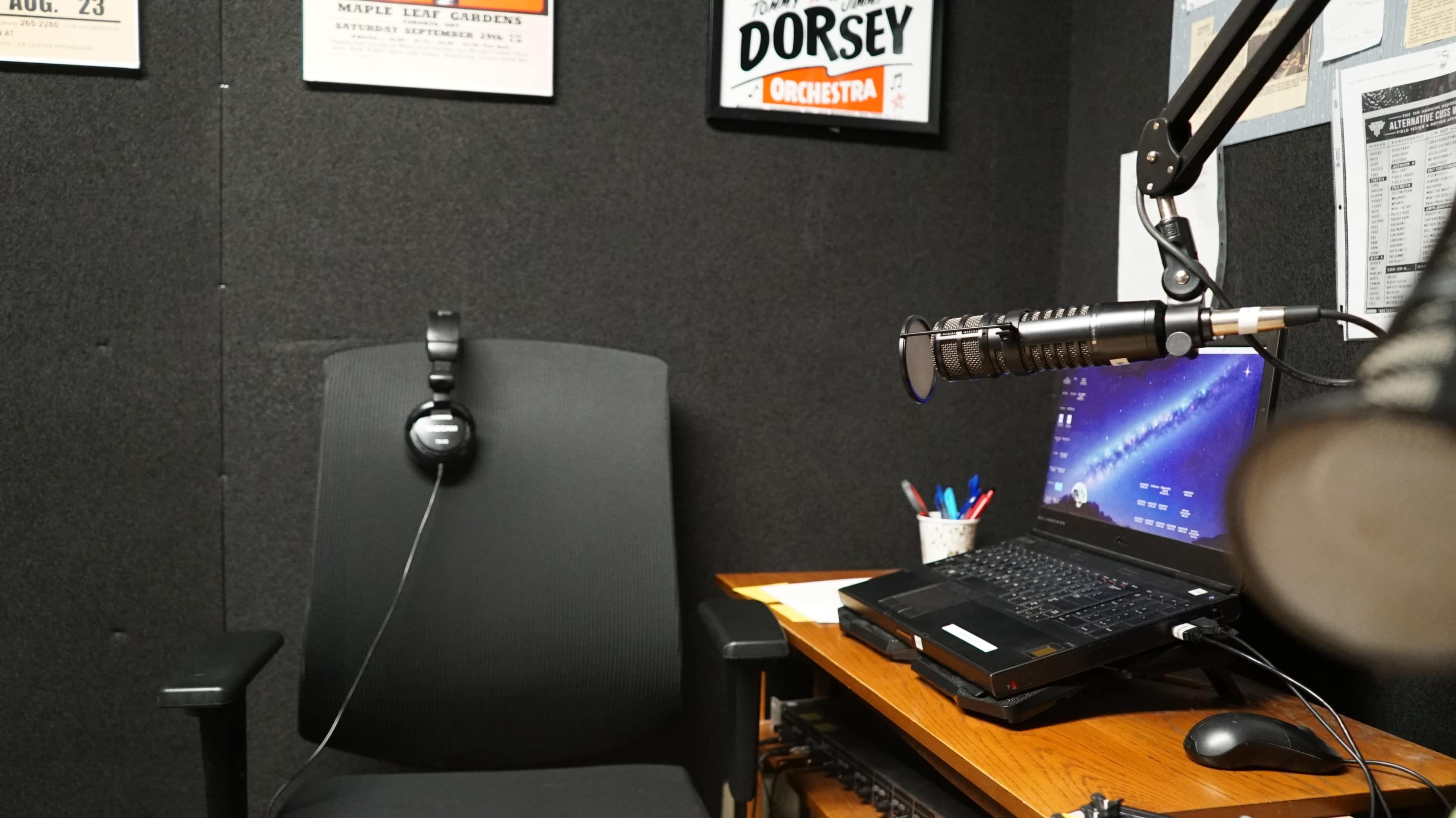 Mic Podcast Studio Image in Athol, Athol, MA
