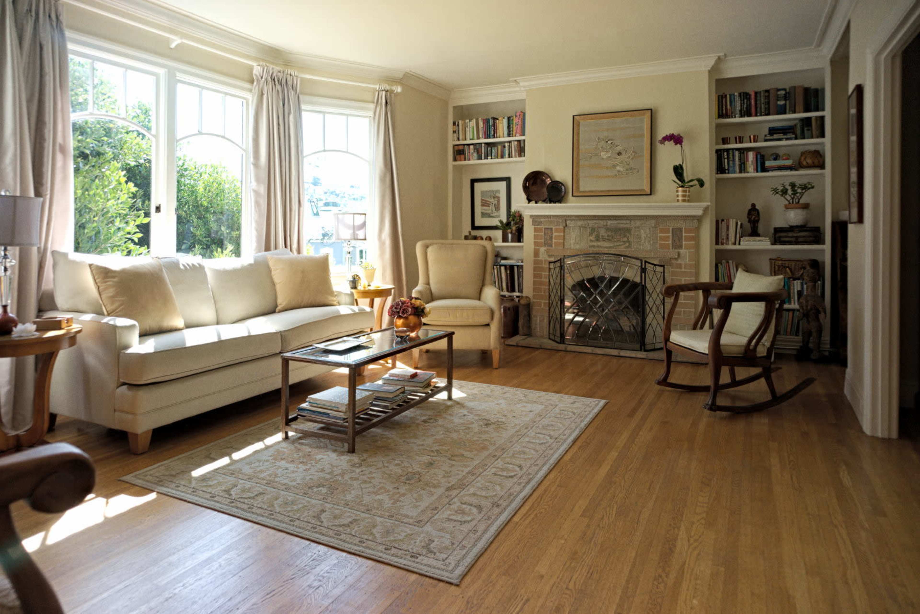 Castro Flat with Natural Light and Lovely Garden Image in Eureka Valley, SAN FRANCISCO, CA