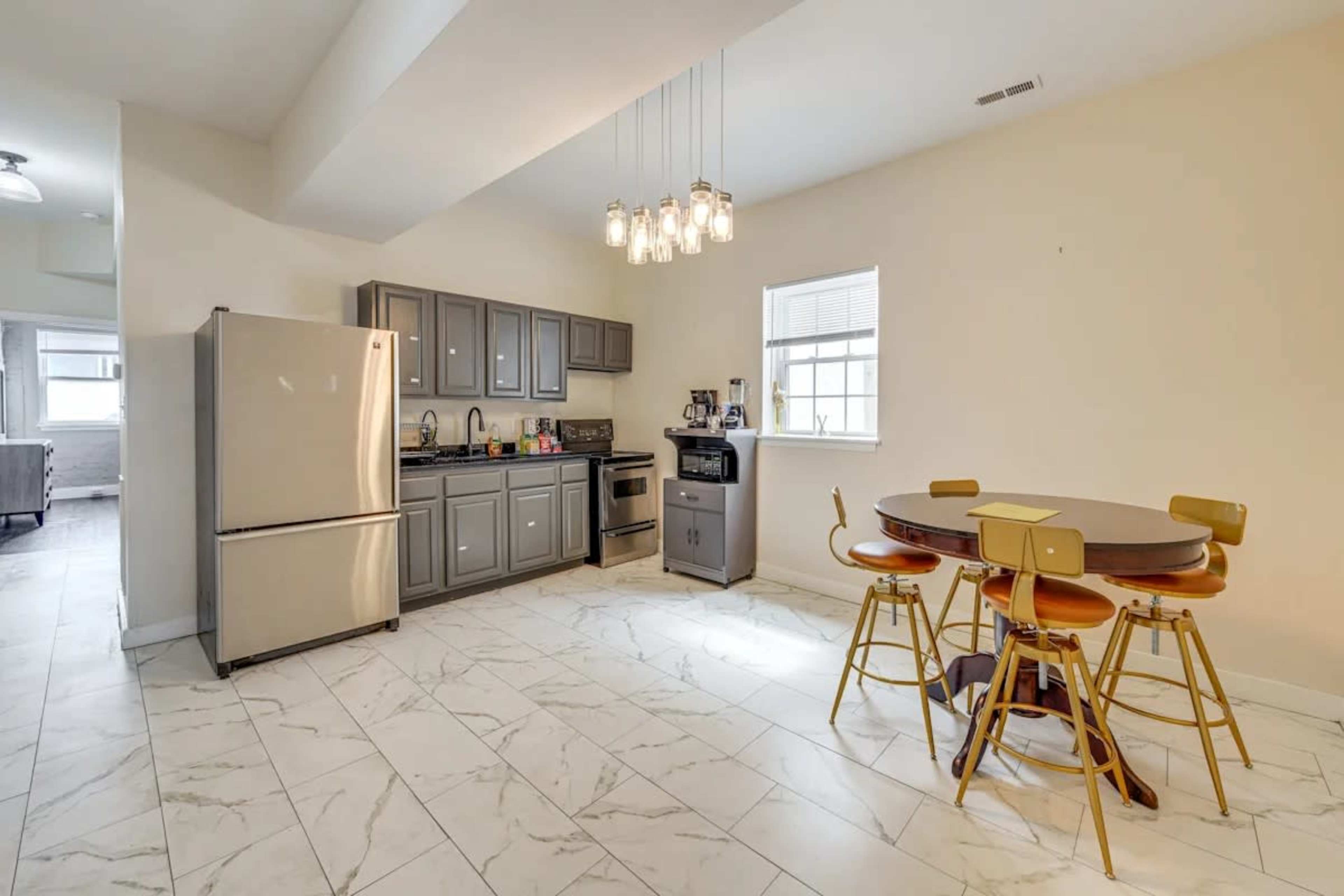 Luxurious Downtown Loft with Skyline View Image in Downtown, Richmond, VA