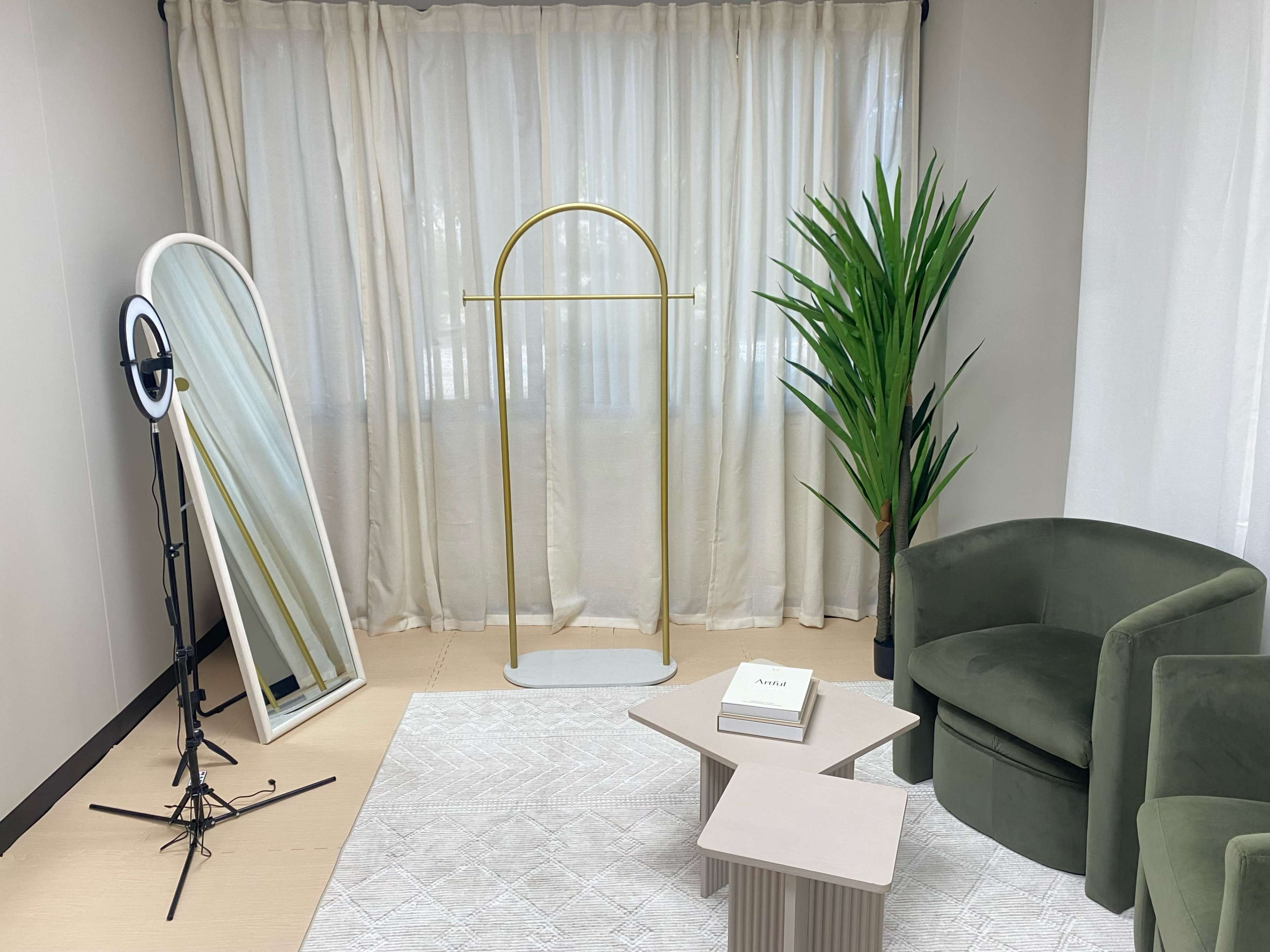 Downtown Content Studio with Natural Light Image in Spartanburg, Spartanburg, SC