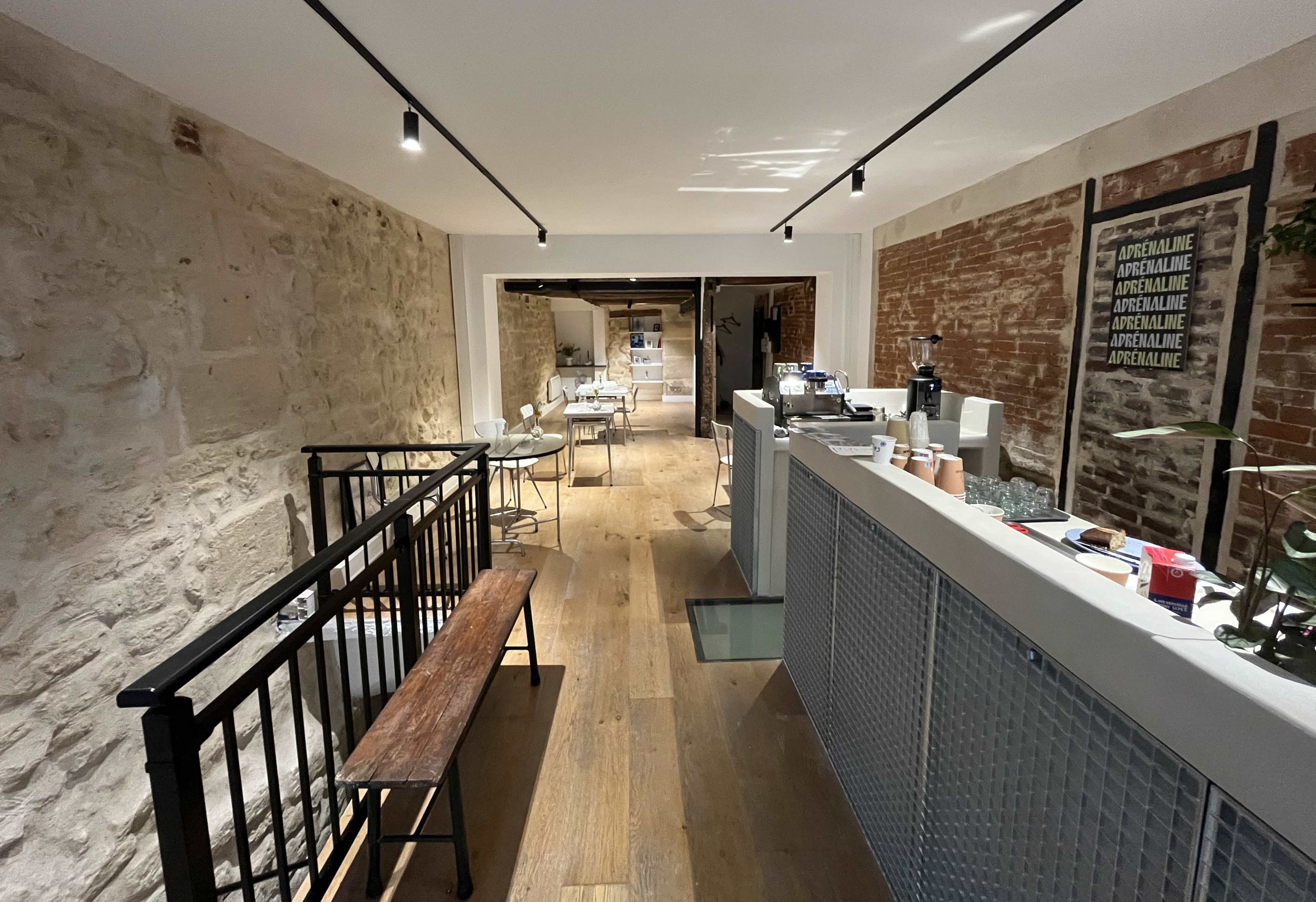 Salle de sport avec accueil café dans le quartier du Sentier Image dans Sentier, Paris, 