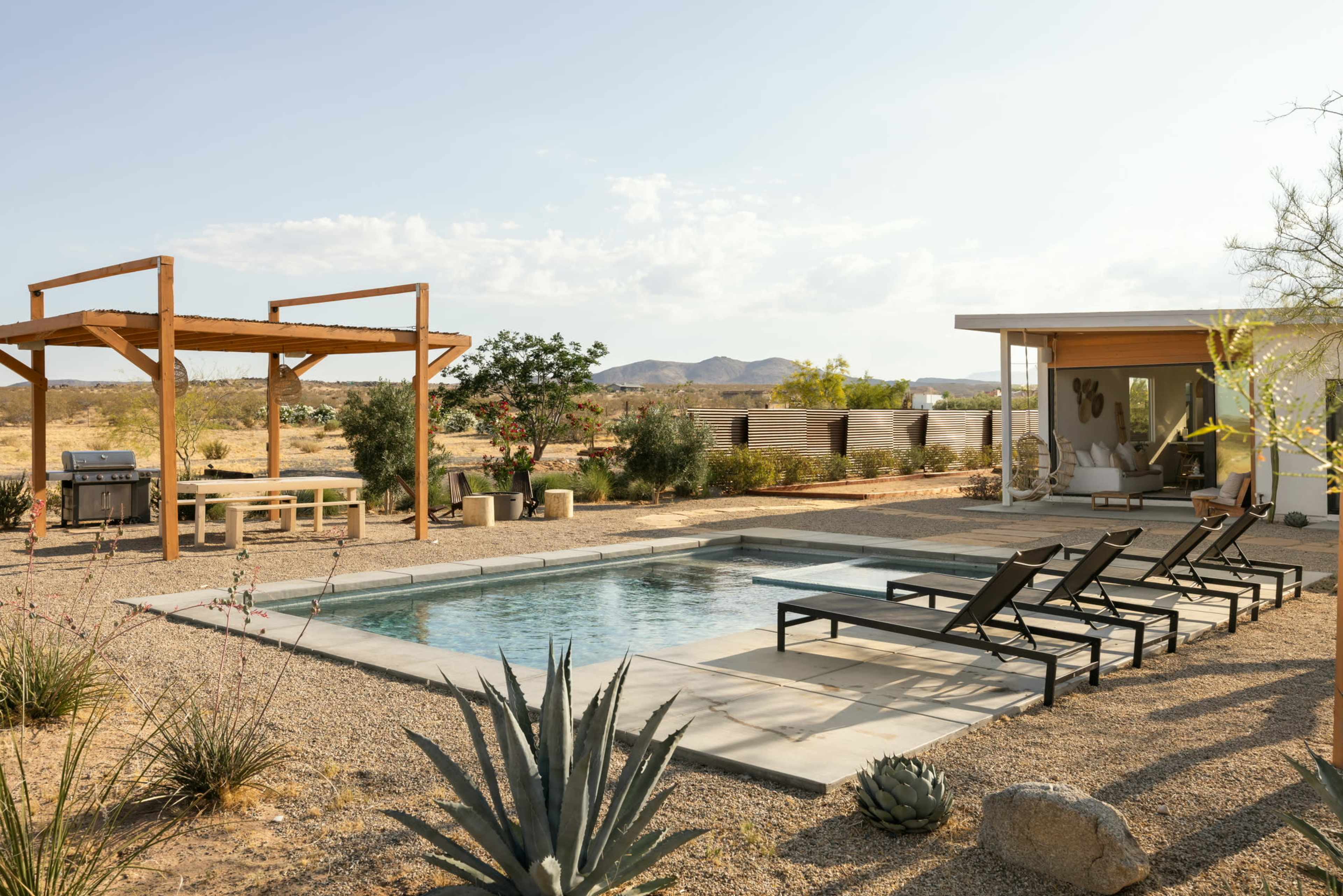 Casa Bella – A private, fully fenced retreat with stunning views and ample space. Image in , Landers, CA