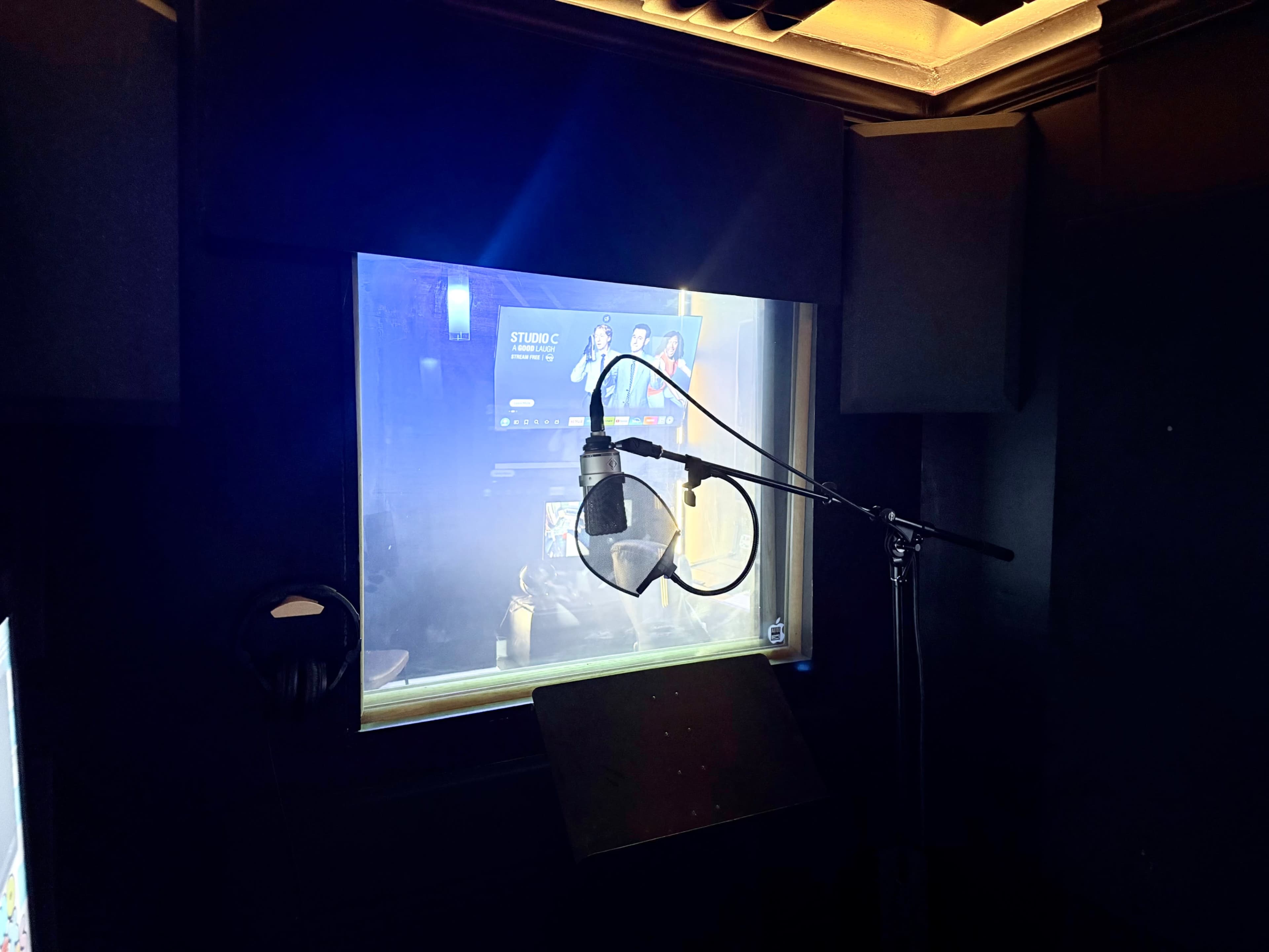 SouthLoop Music Studio Platinum Room (relaxed but upscale) Image in Near South Side, Chicago, IL