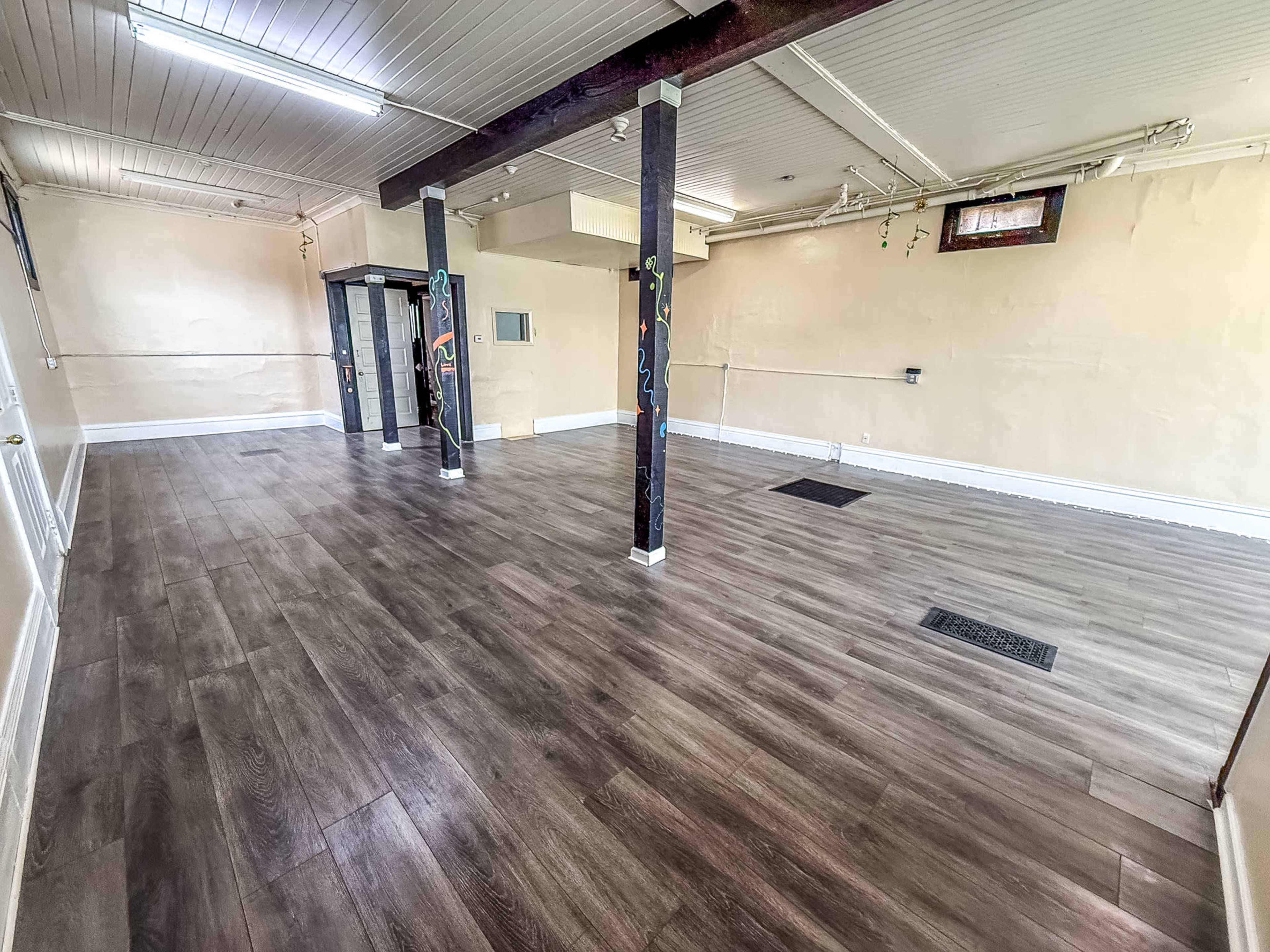 Beautiful Creative Studio Located in the Heart of West Allis Image in West Allis, West Allis, WI