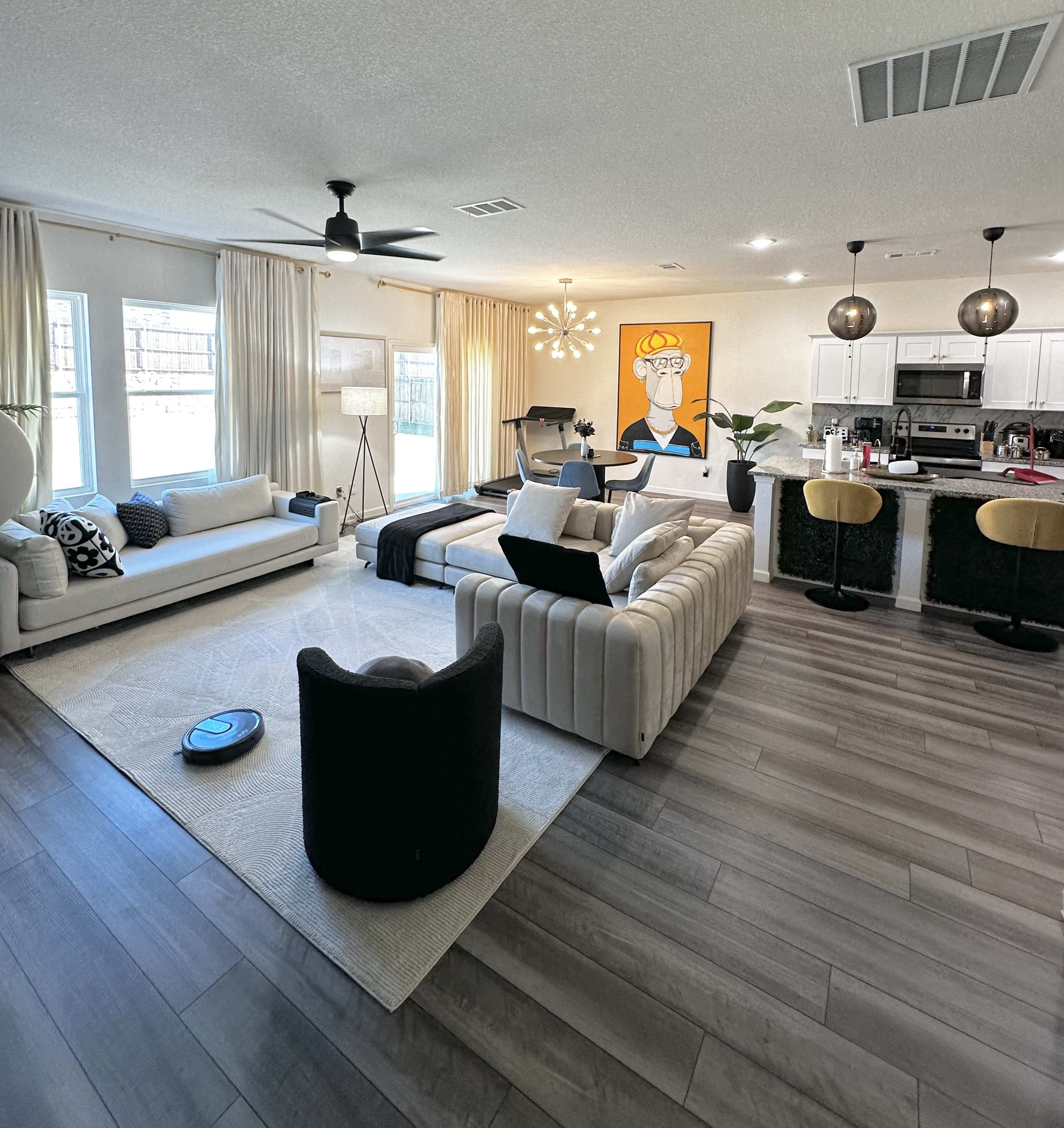 Charming, luxury upscale home for 12 in Glennheights. Image in Glenn Heights, Glennheights, TX