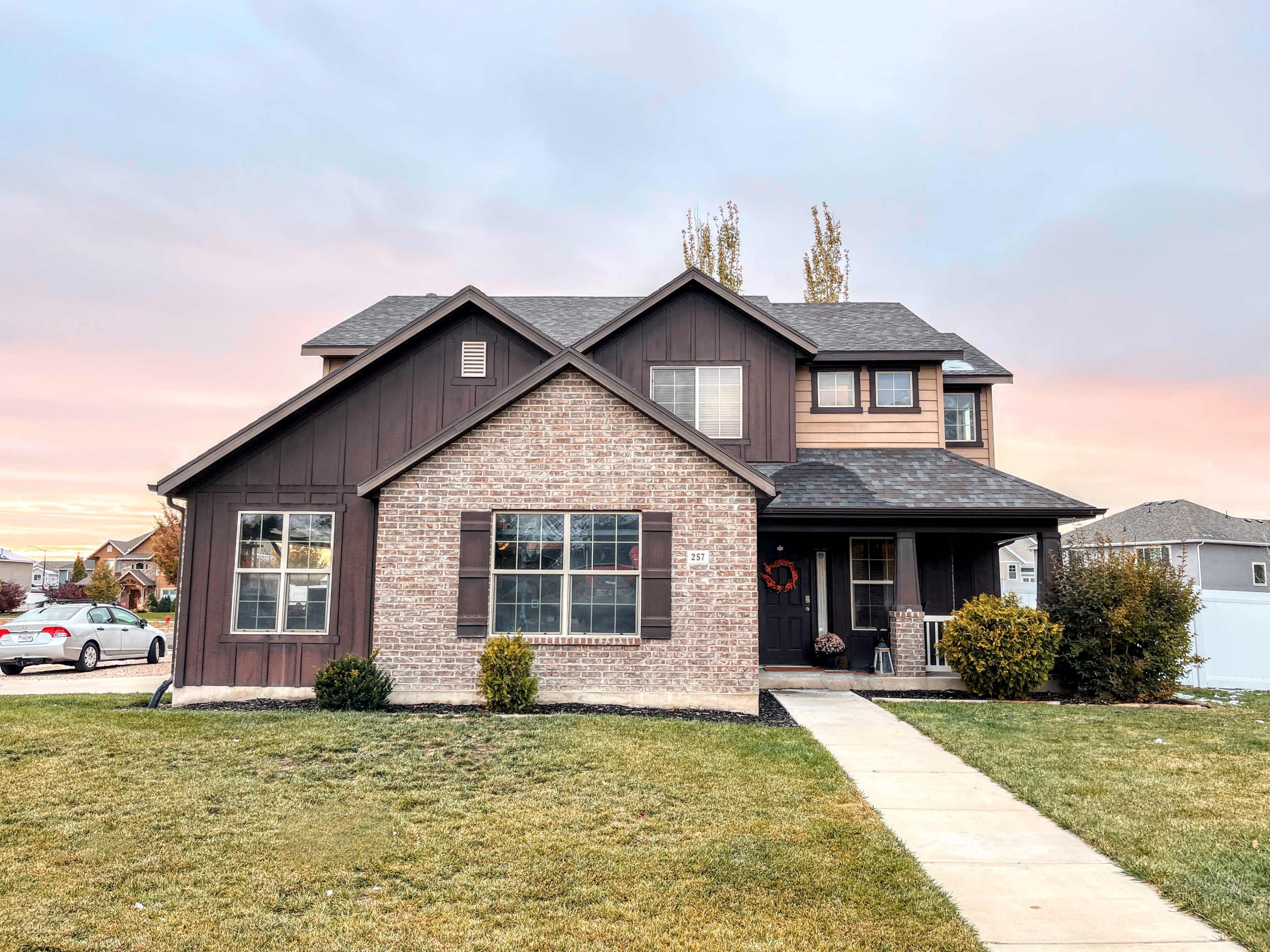 Single-Family Home in a Quiet Utah Neighborhood up Against the Mountains Image in Springville, Springville, UT