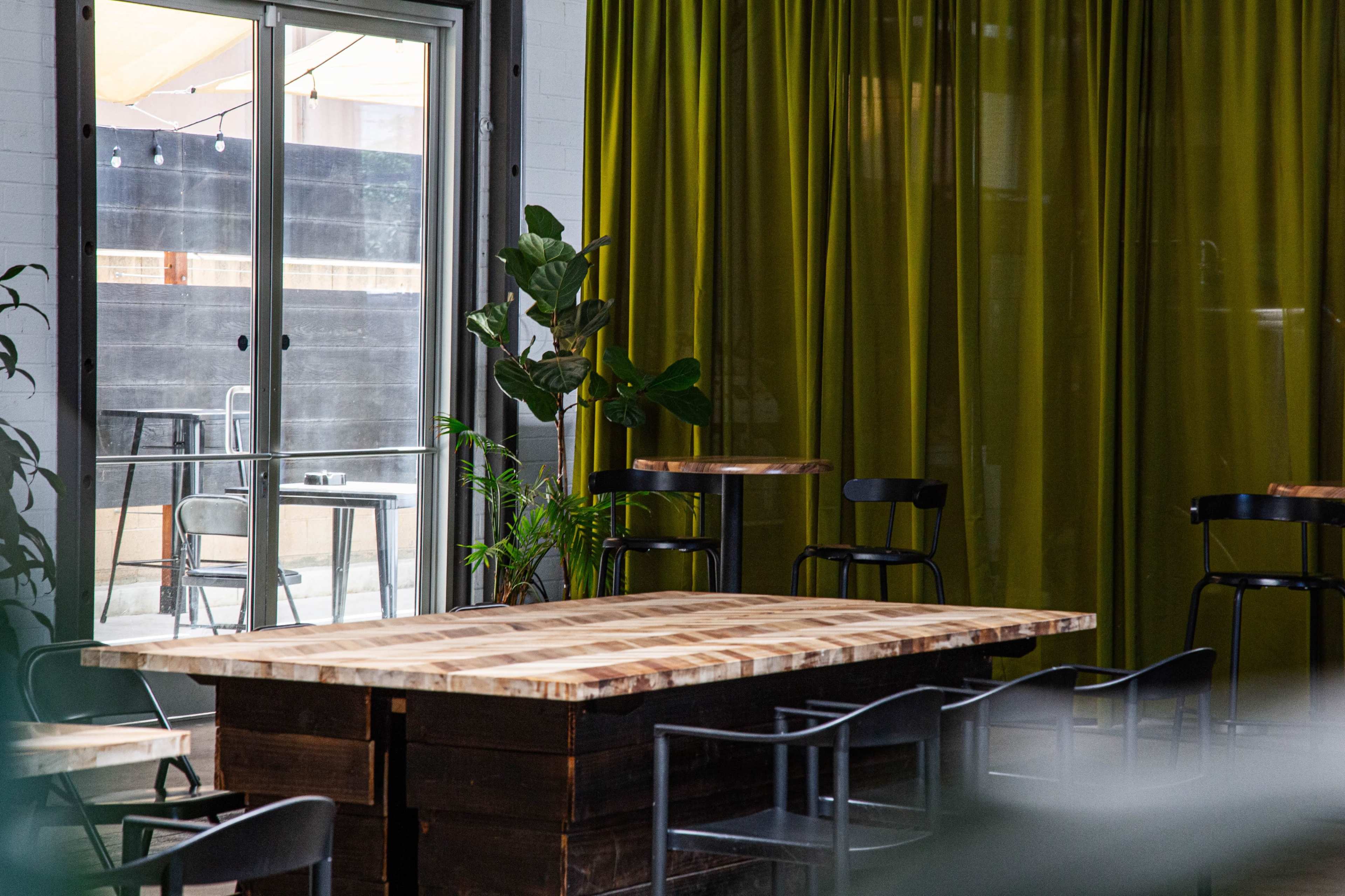 Industrial Indoor and Outdoor Flexible Open Event Space Image in Westside Costa Mesa, Costa Mesa, CA