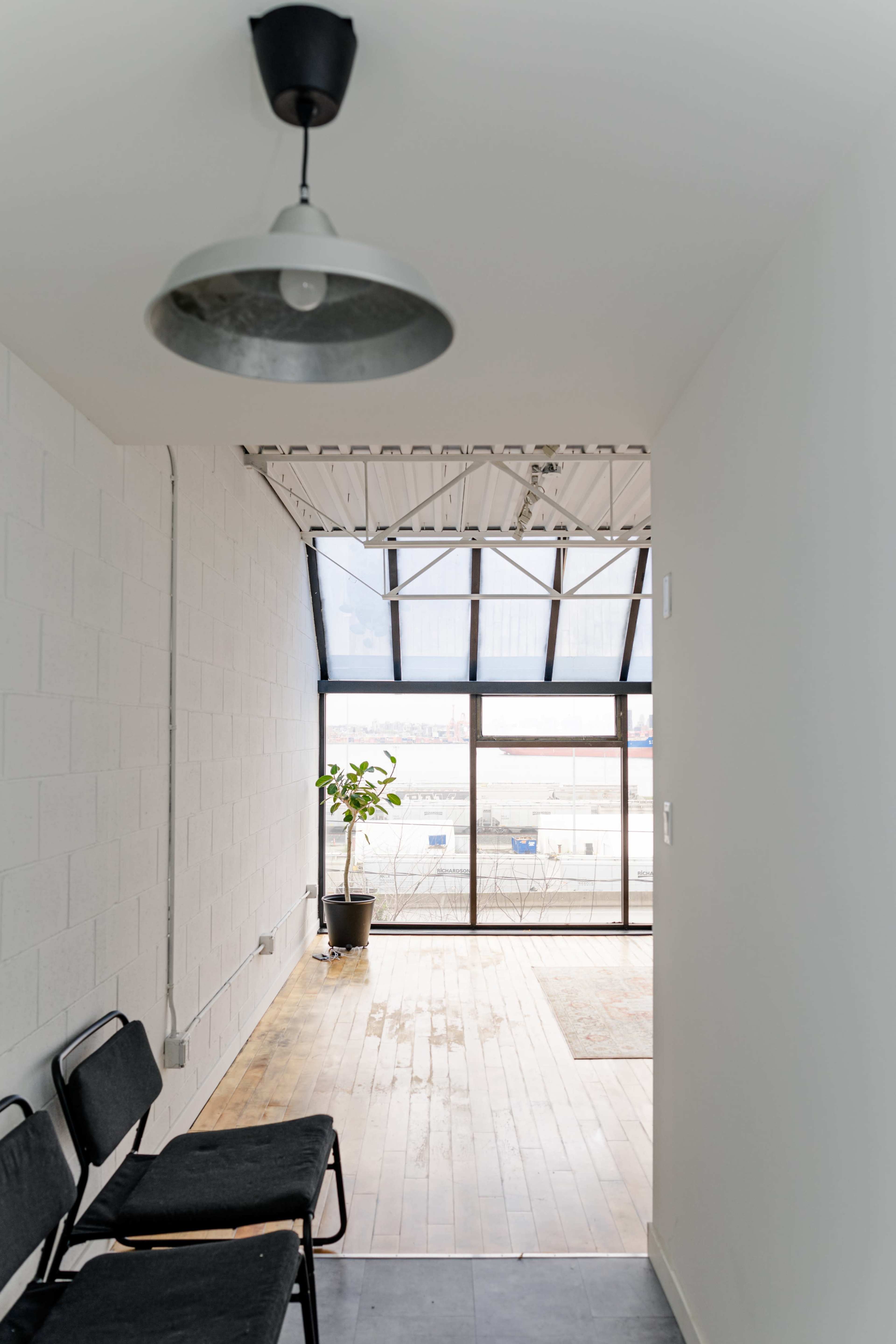 Shipyards Studio with amazing natural light Image in North Vancouver, North Vancouver, BC