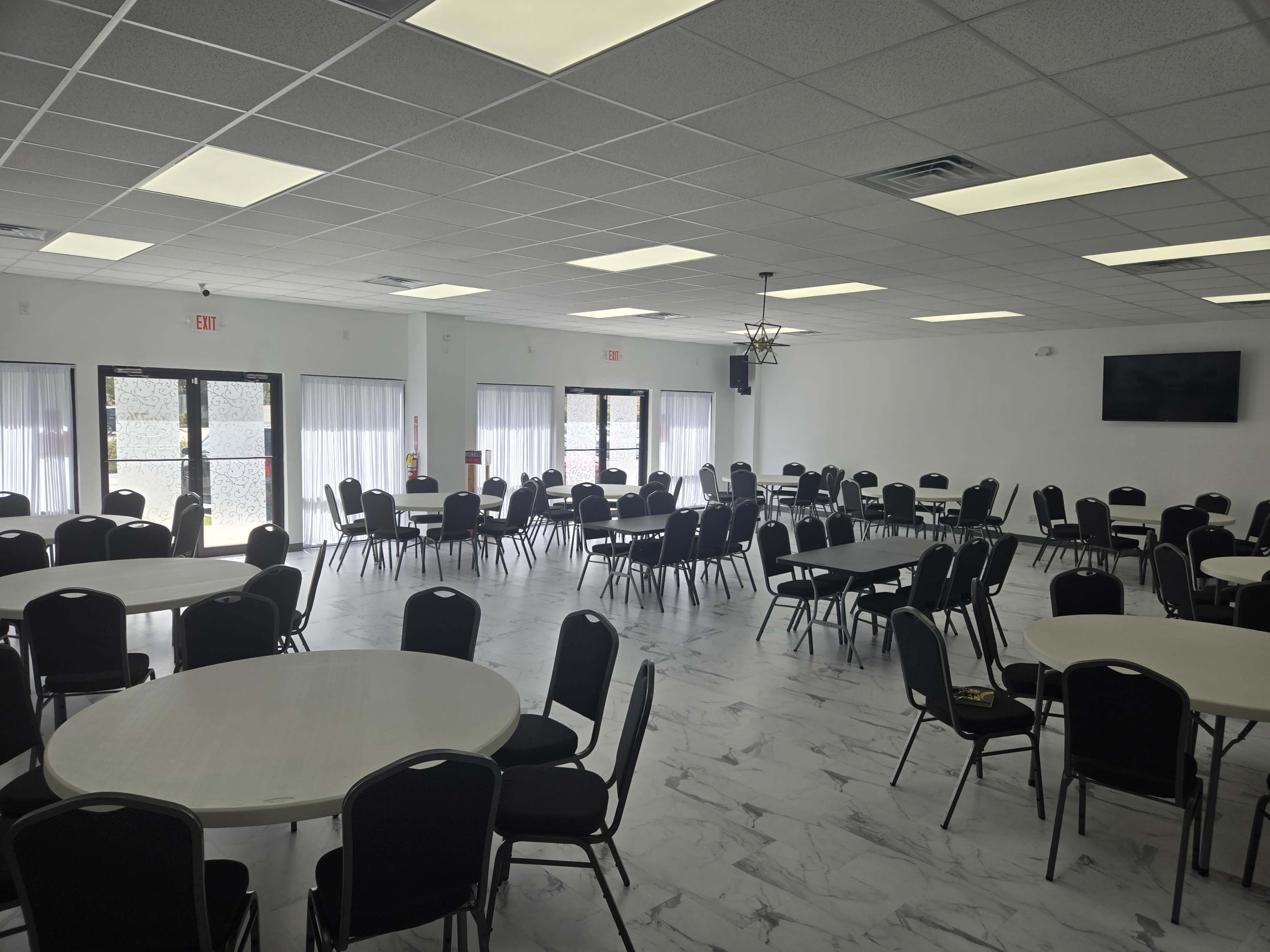 Urban Studio Open Floor Plan Image in Chatham Parkway, Savannah, GA