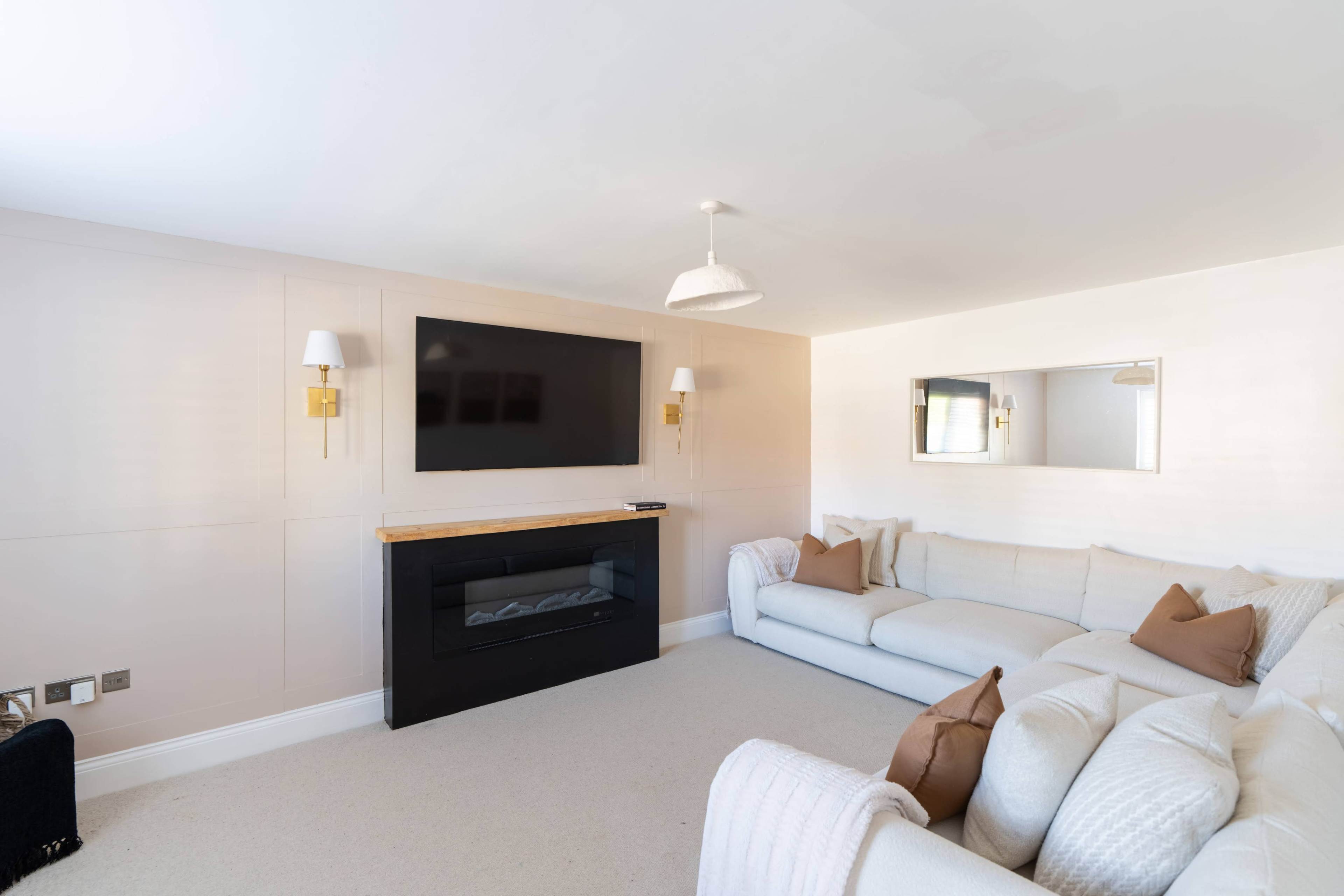 Modern Countryside Cottage with Open Kitchen and Bright Interiors Image in Melbourne, East Riding of Yorkshire, ENG