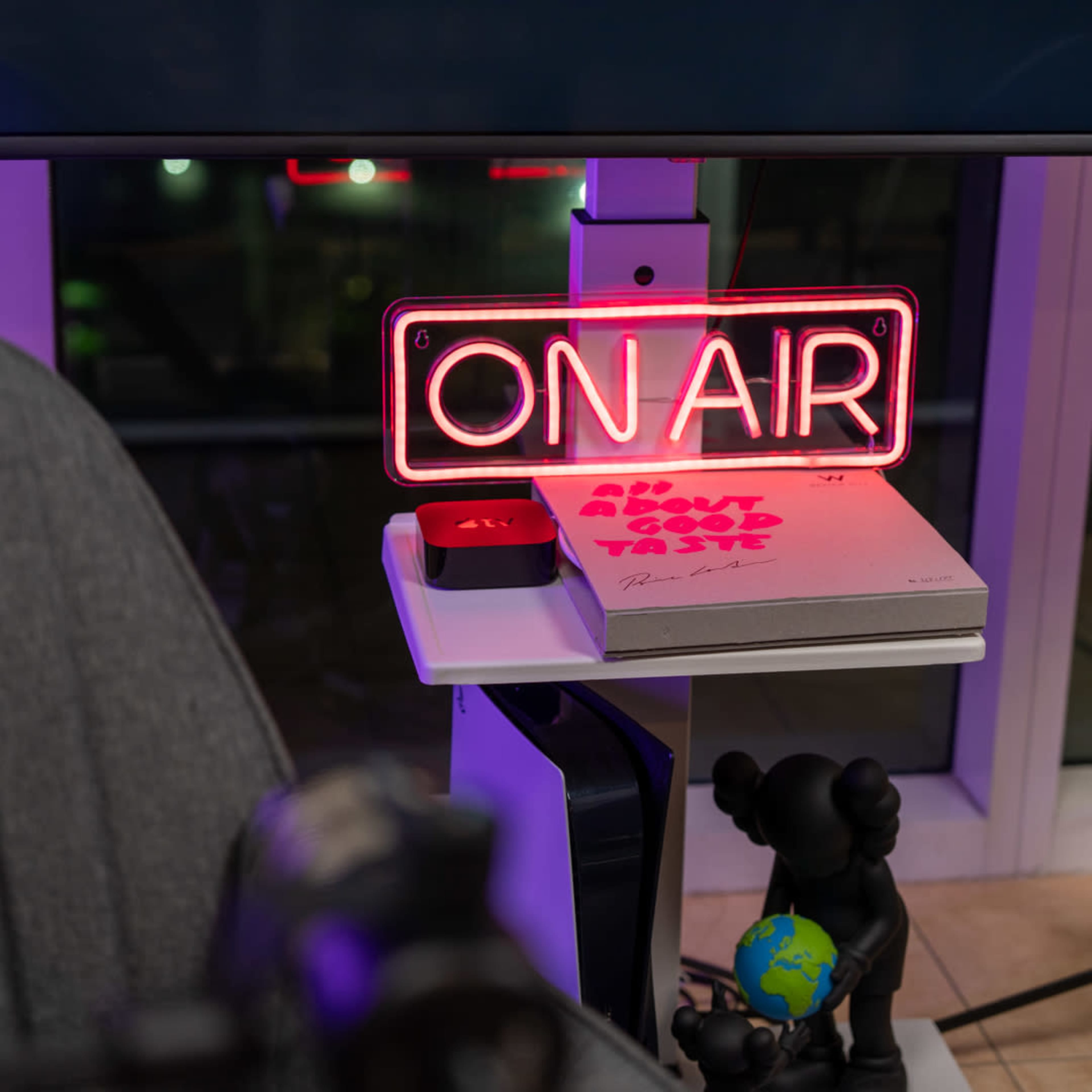 🎙️ Brickell Miami Podcast Studio w/ Skyline Views + Livestream Ready Image in Downtown Miami, Miami, FL