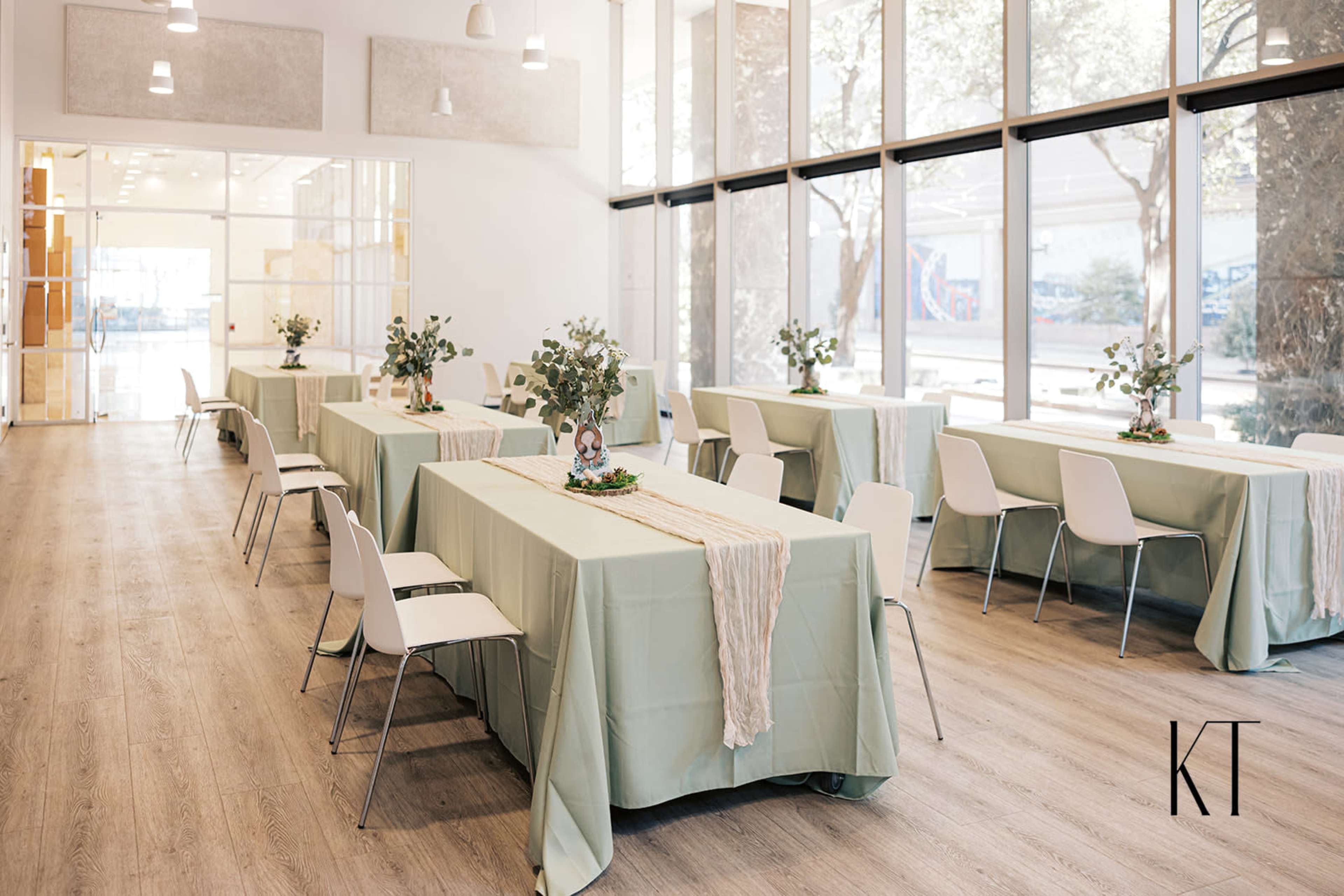 Modern Event Space & Cafe / Flooded with natural light and outdoor space Image in Dallas Downtown Historic District, Dallas, TX