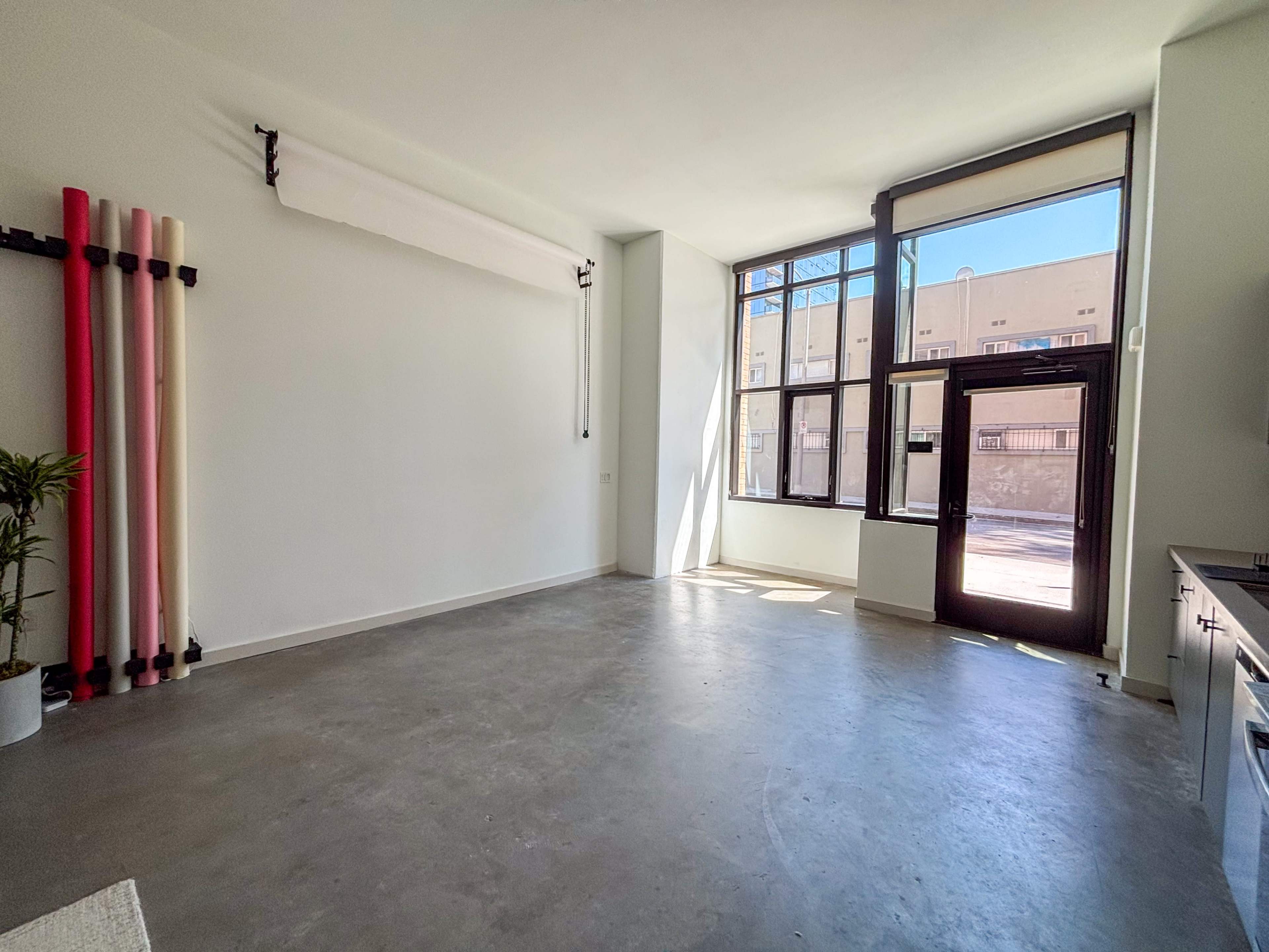 Natural Light ‘Loft Style’ Studio – On the Hollywood Walk of Fame Image in Hollywood, Los Angeles, CA