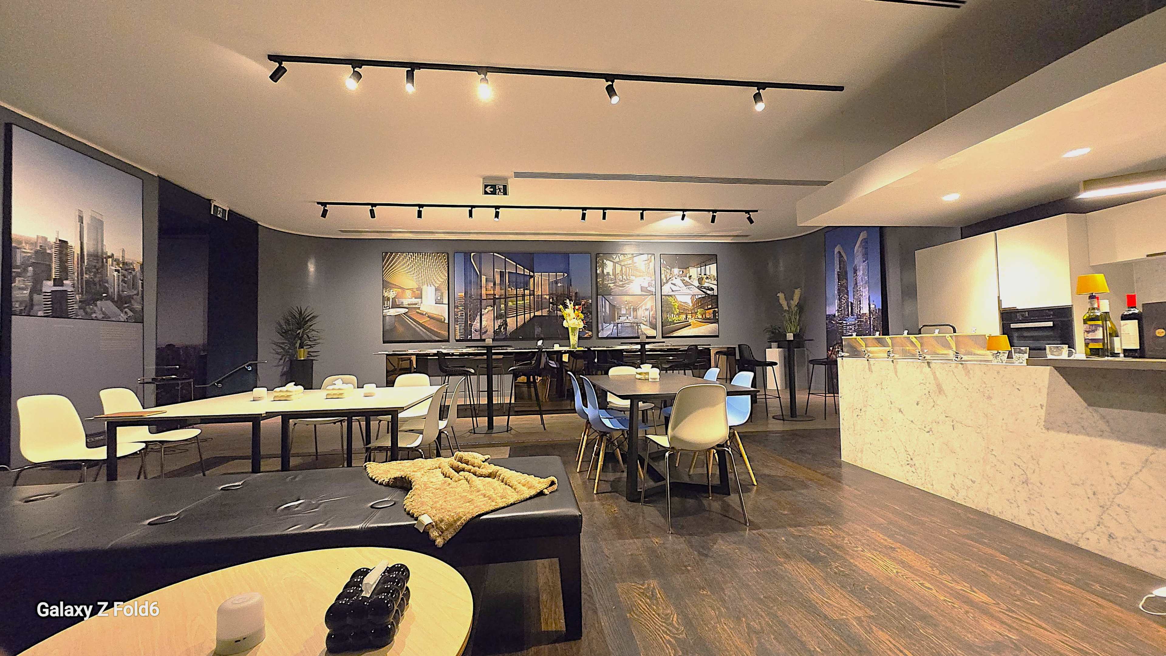 Top-tier party/event venue in Melbourne CBD – 250㎡ luxurious space with KTV available for hourly rental! Image in Melbourne CBD, Melbourne, VIC