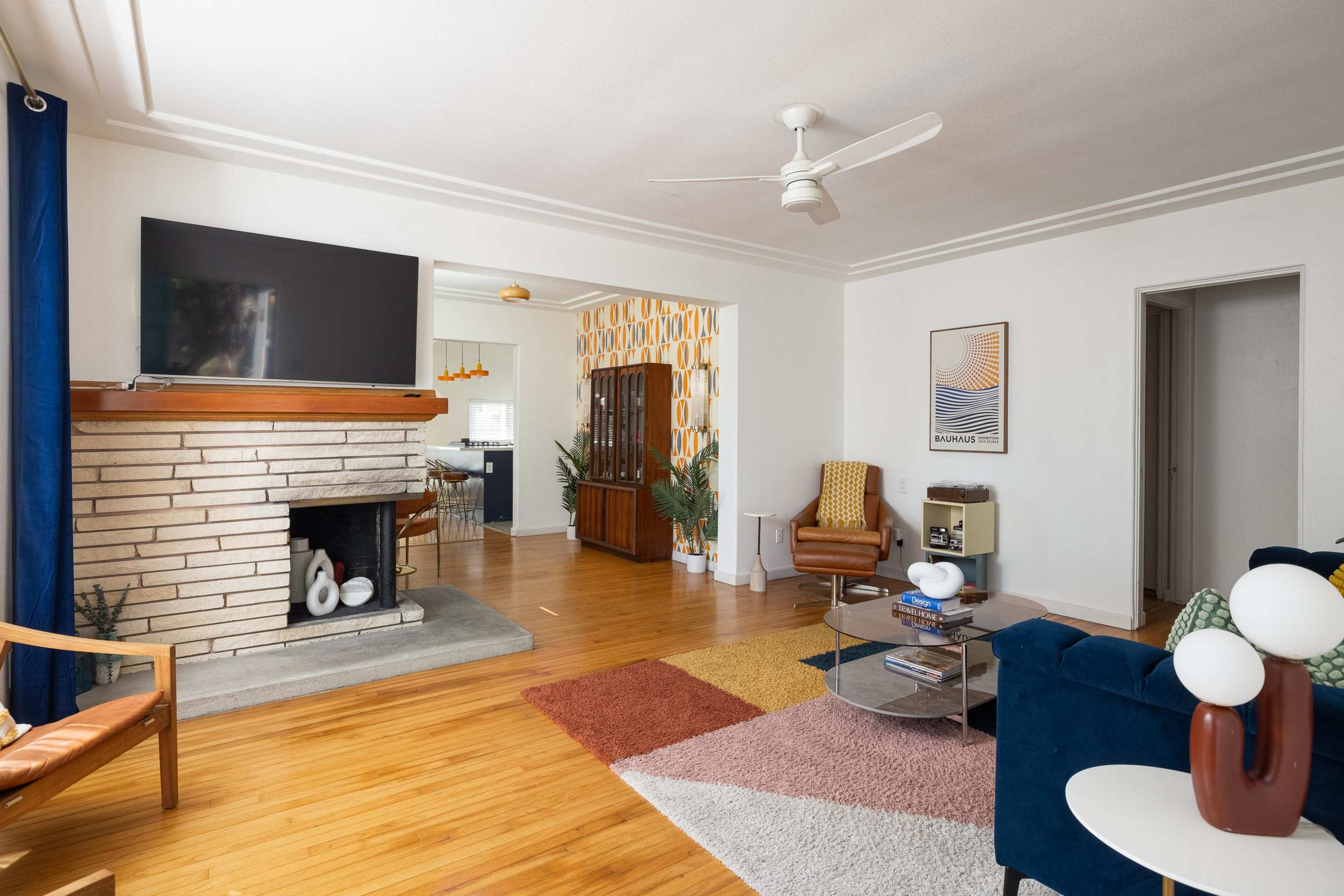 Modern House near Downtown, Zoo with Parking, Hot tub, Grill Image in Hillcrest, San Diego, CA