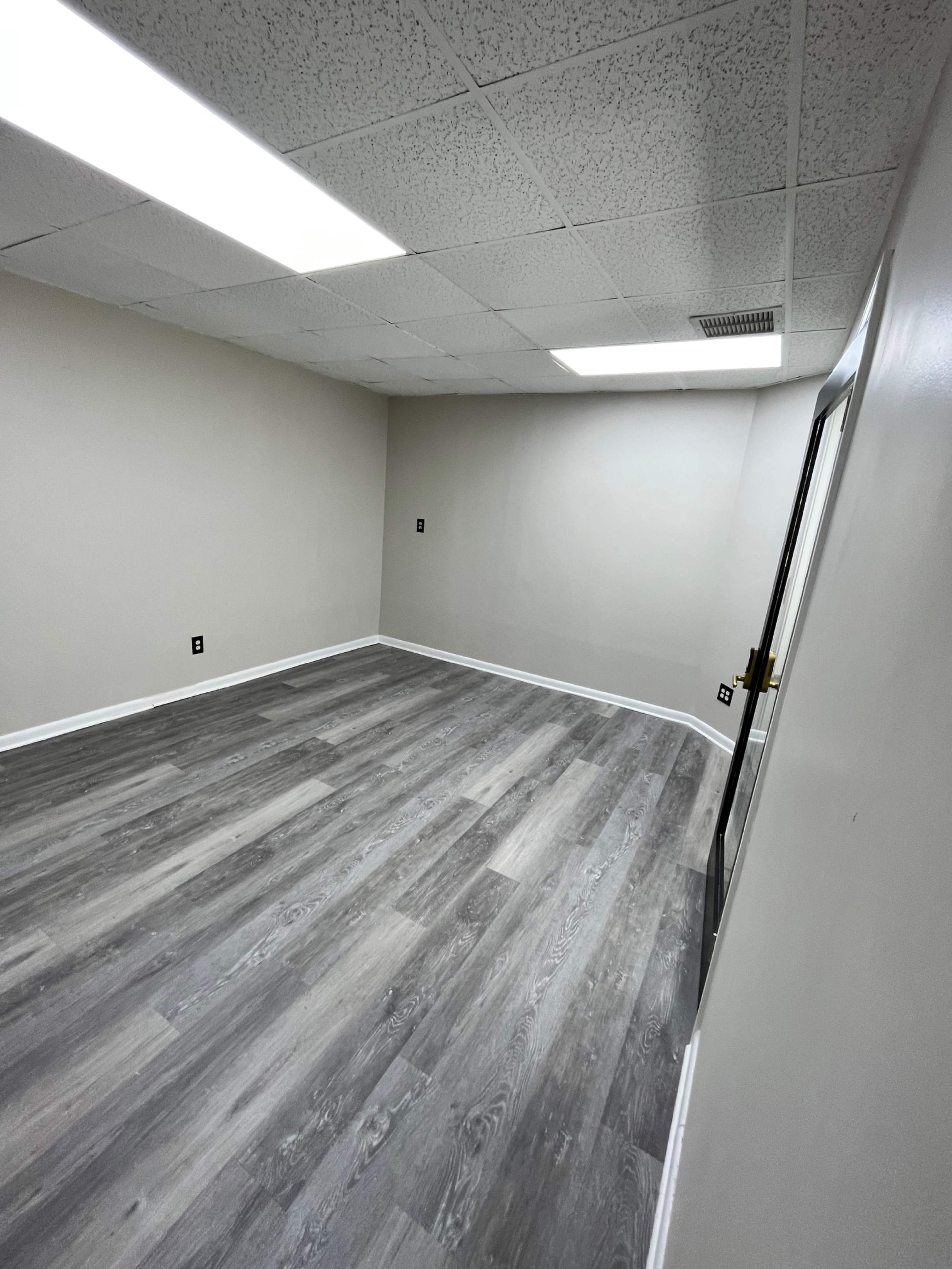 Elegant Event Suite W/ Free Parking & Secured Access. Image in , Norcross, GA