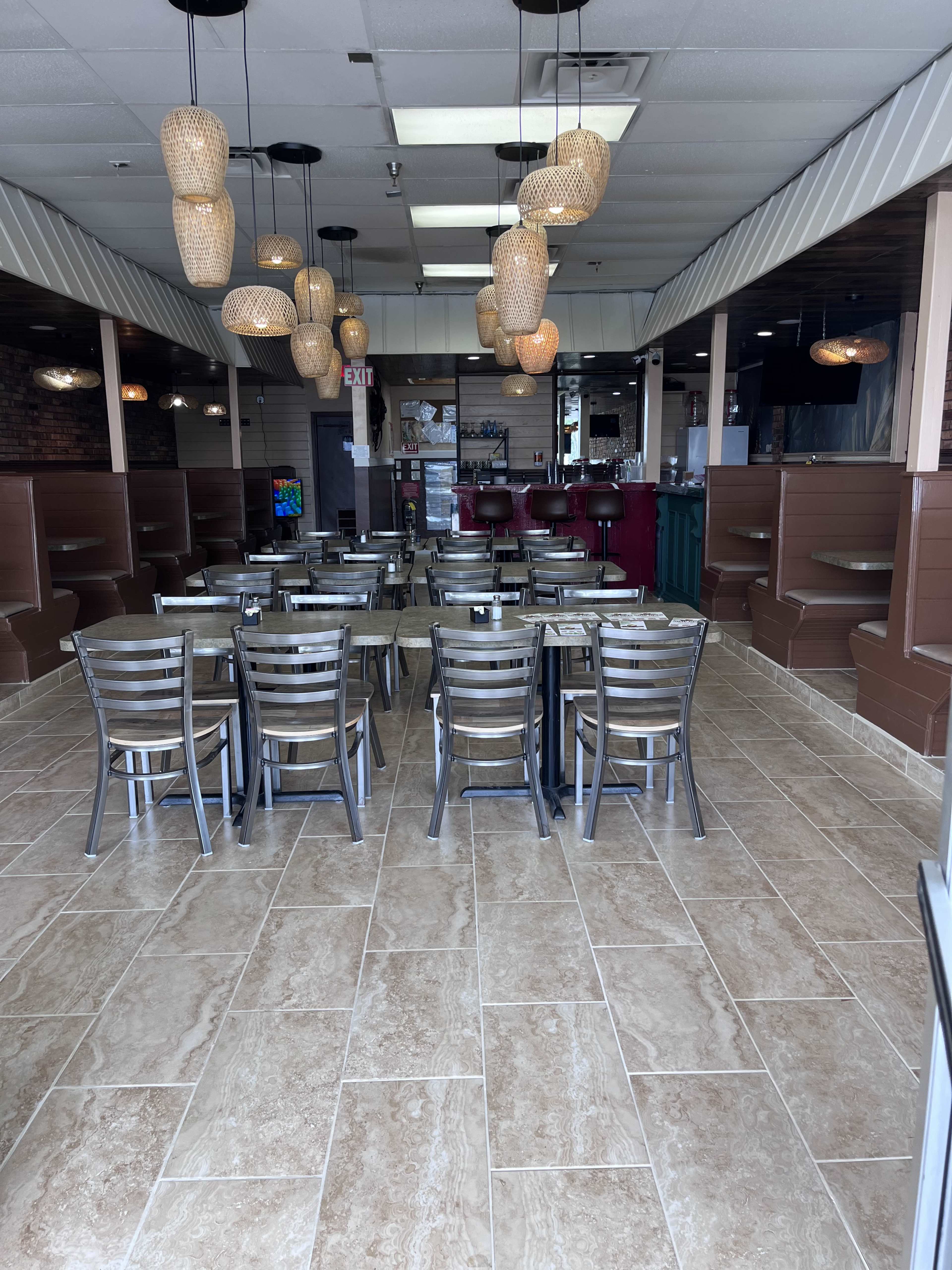 Vibrant Restaurant Venue with Customizable Dining Options Image in , Greenacres, Florida
