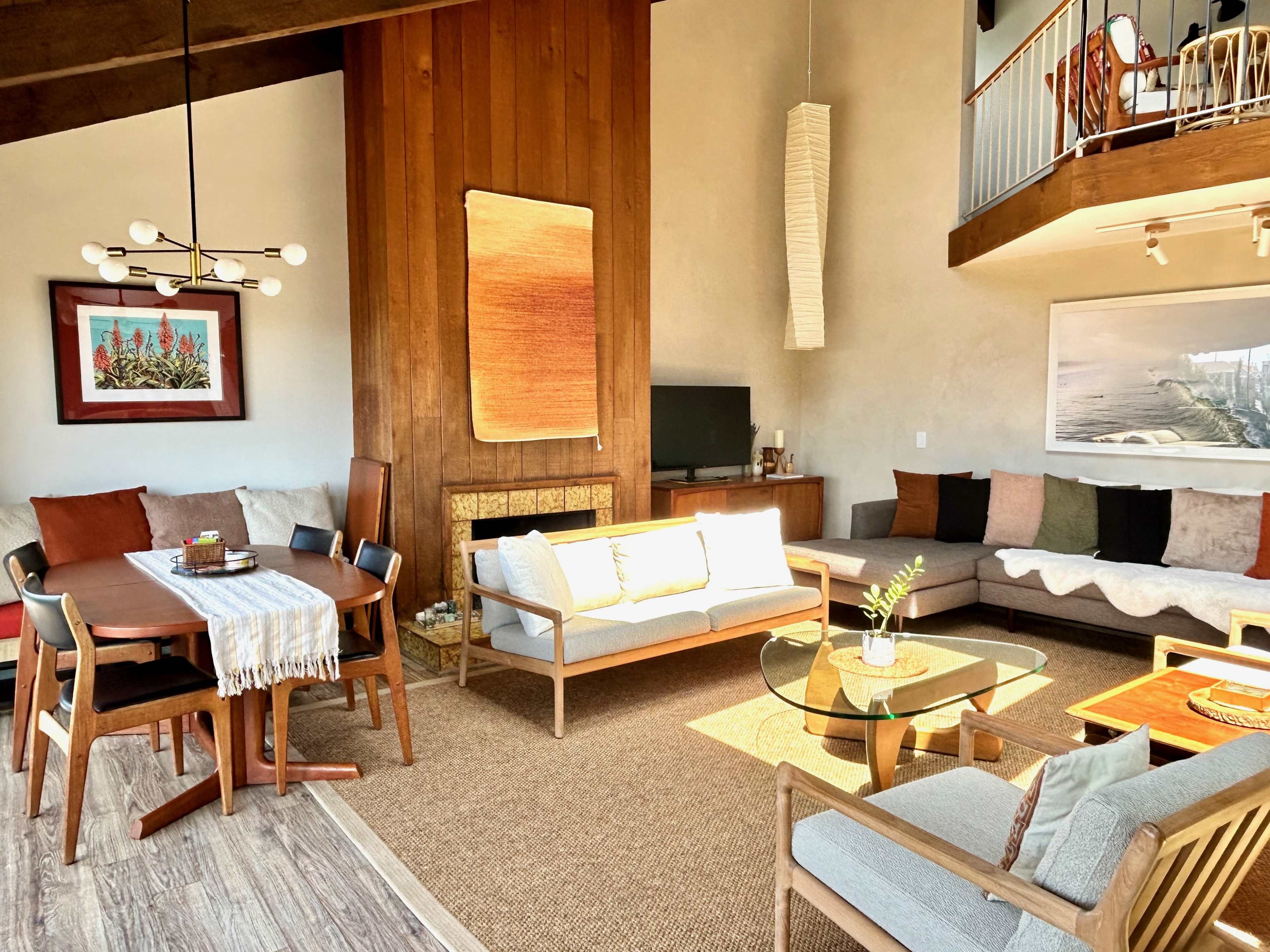 1970's Beach Lodge Image in Ventura, Ventura, CA