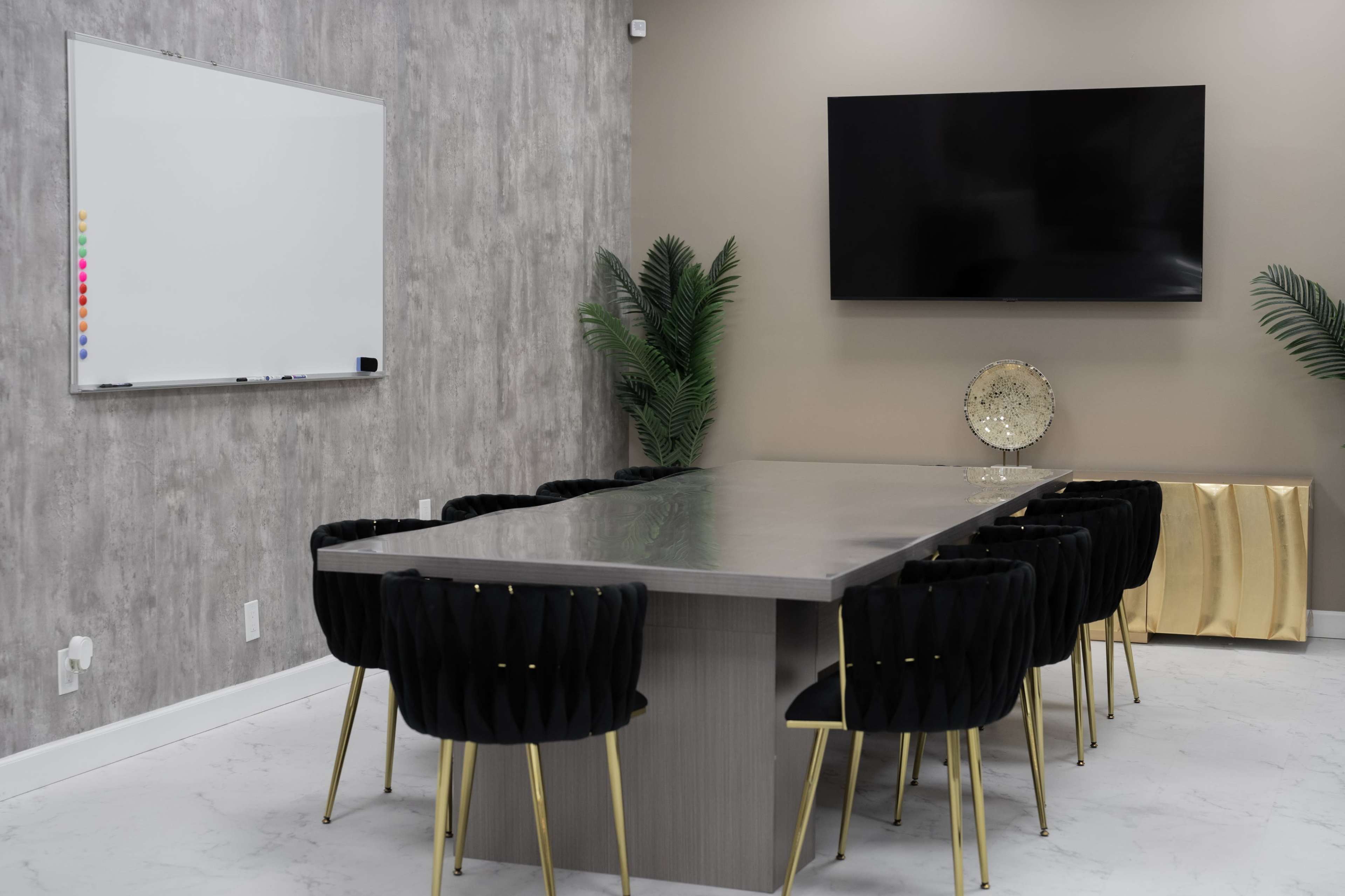 The Beauty Plug Spa Studio Image in National City, National city, CA