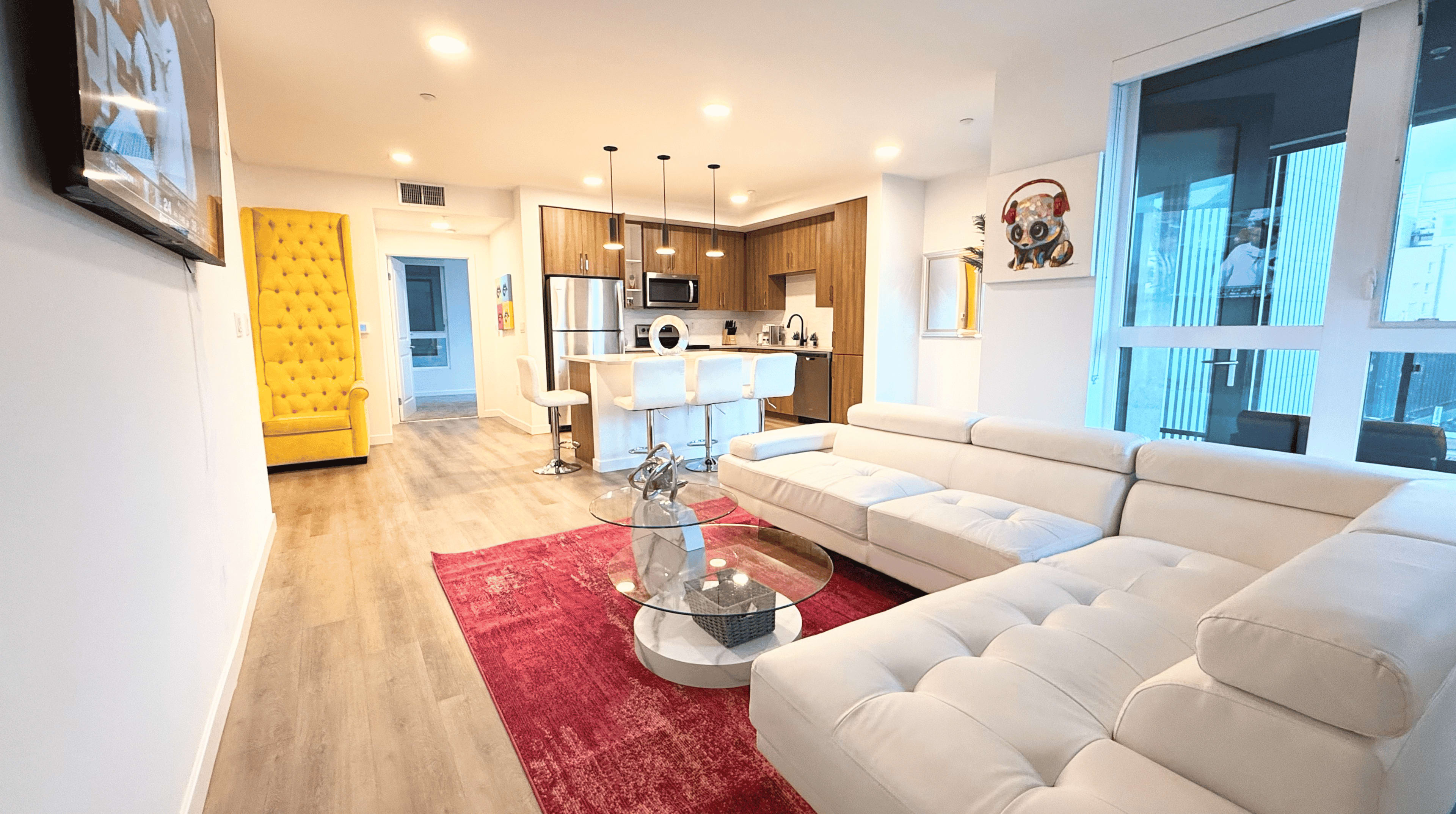 Downtown Apartment on Sunset Blvd. with Views of Hollywood Sign Image in Hollywood, Los Angeles, CA