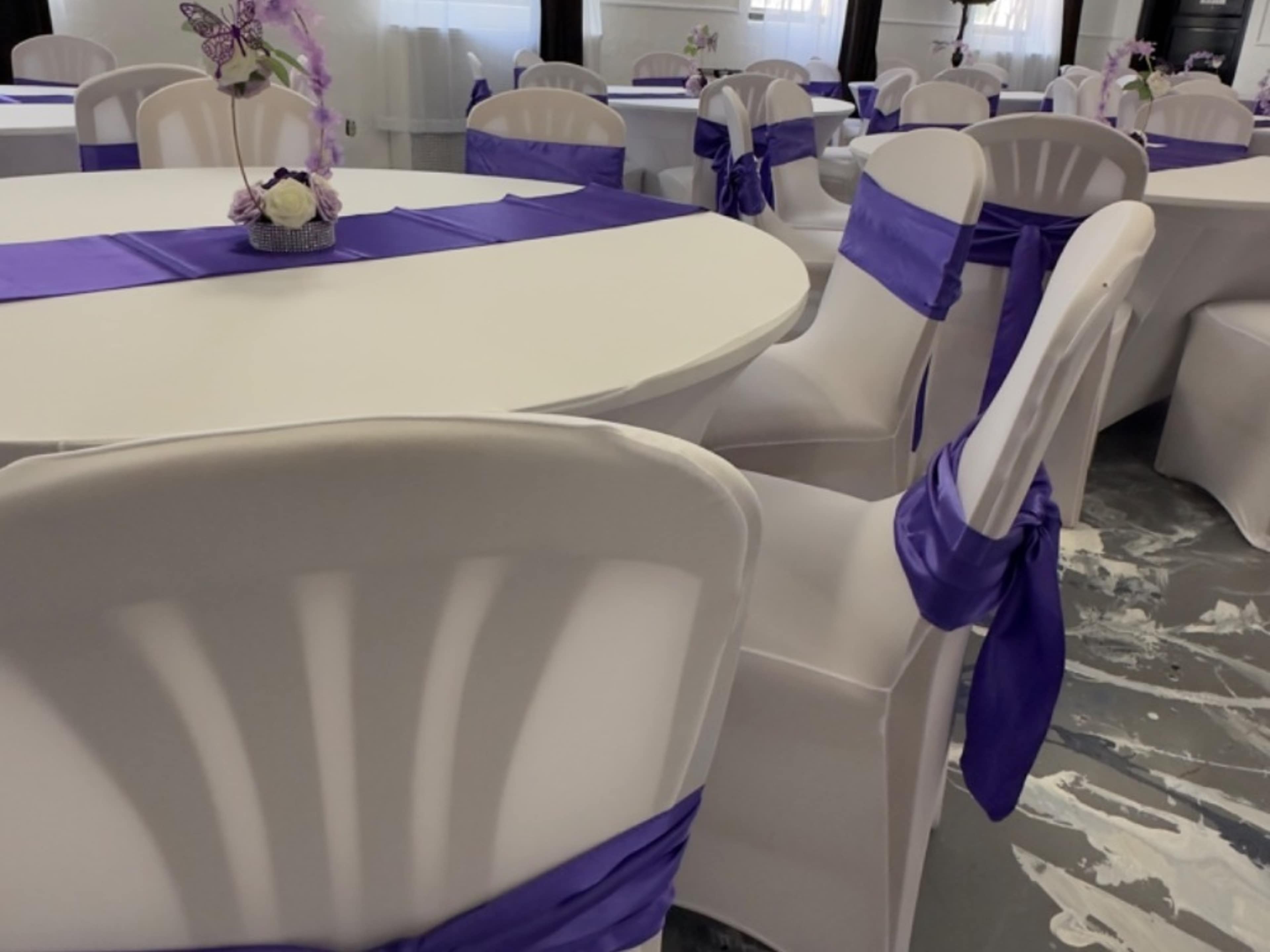 Spandex Table Cloth - Black or white