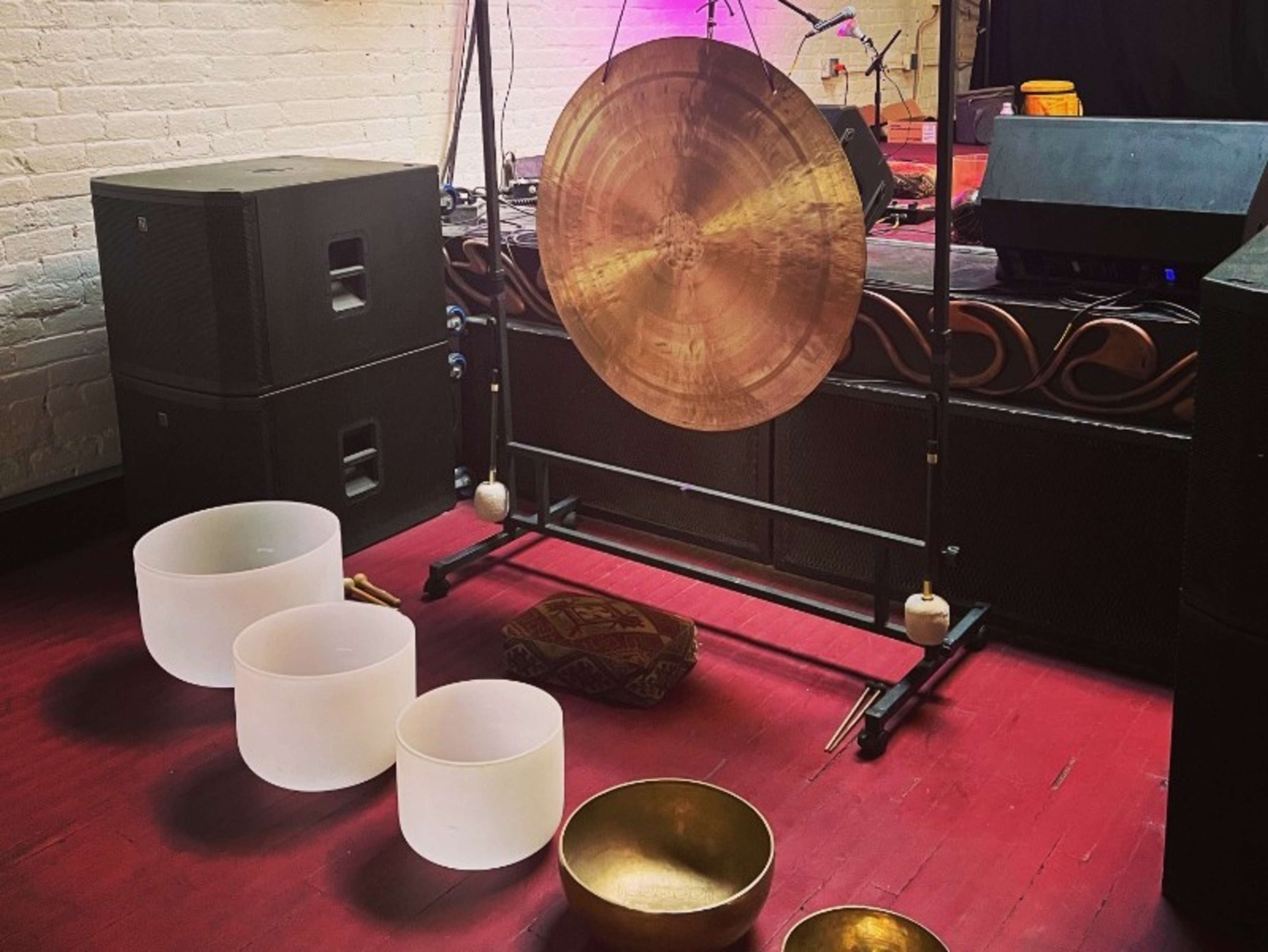 Sound Bath with Sound Practitioner 