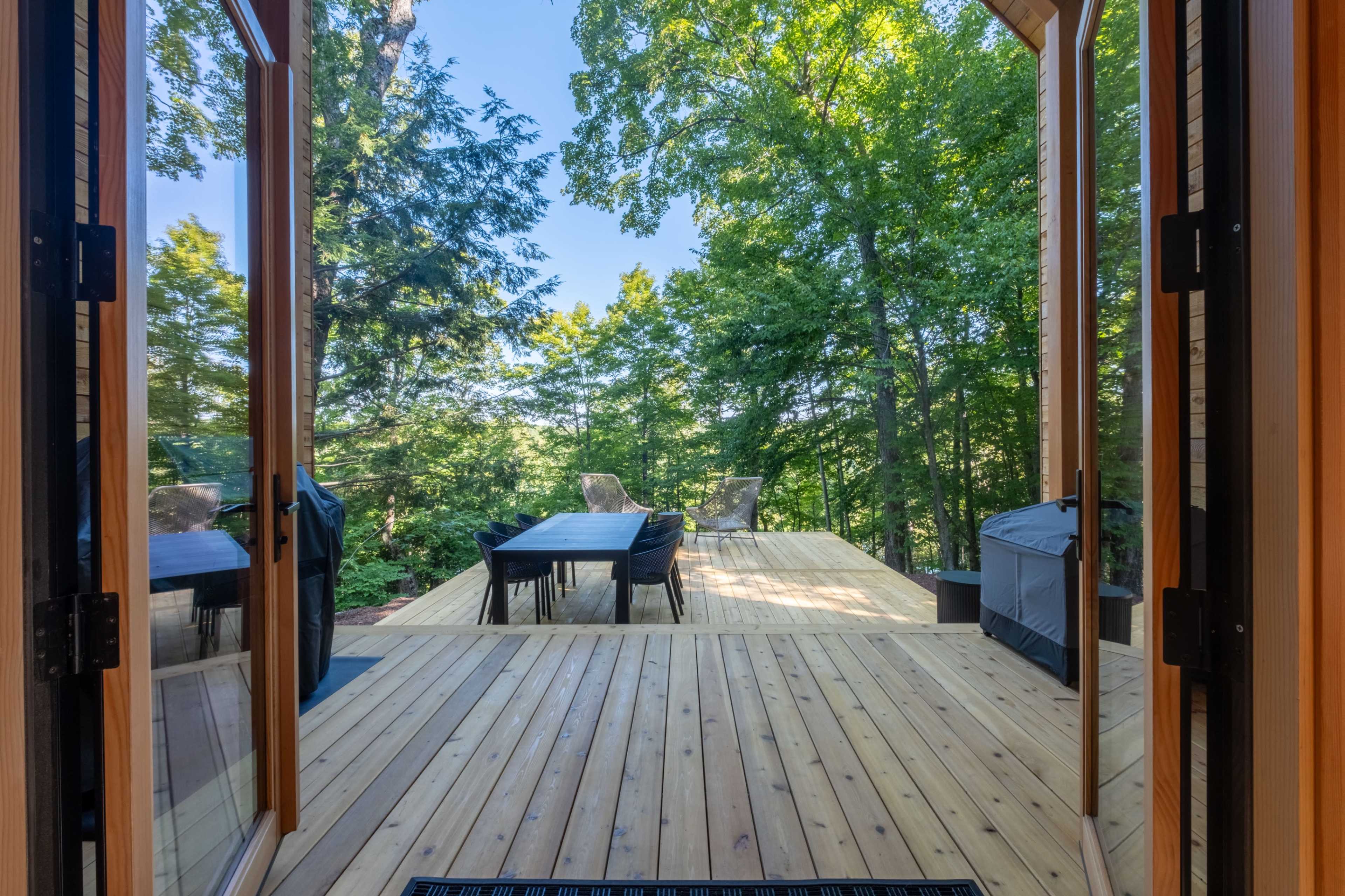 Modern Waterfront Cottage Image in Dysart and Others, Haliburton, ON