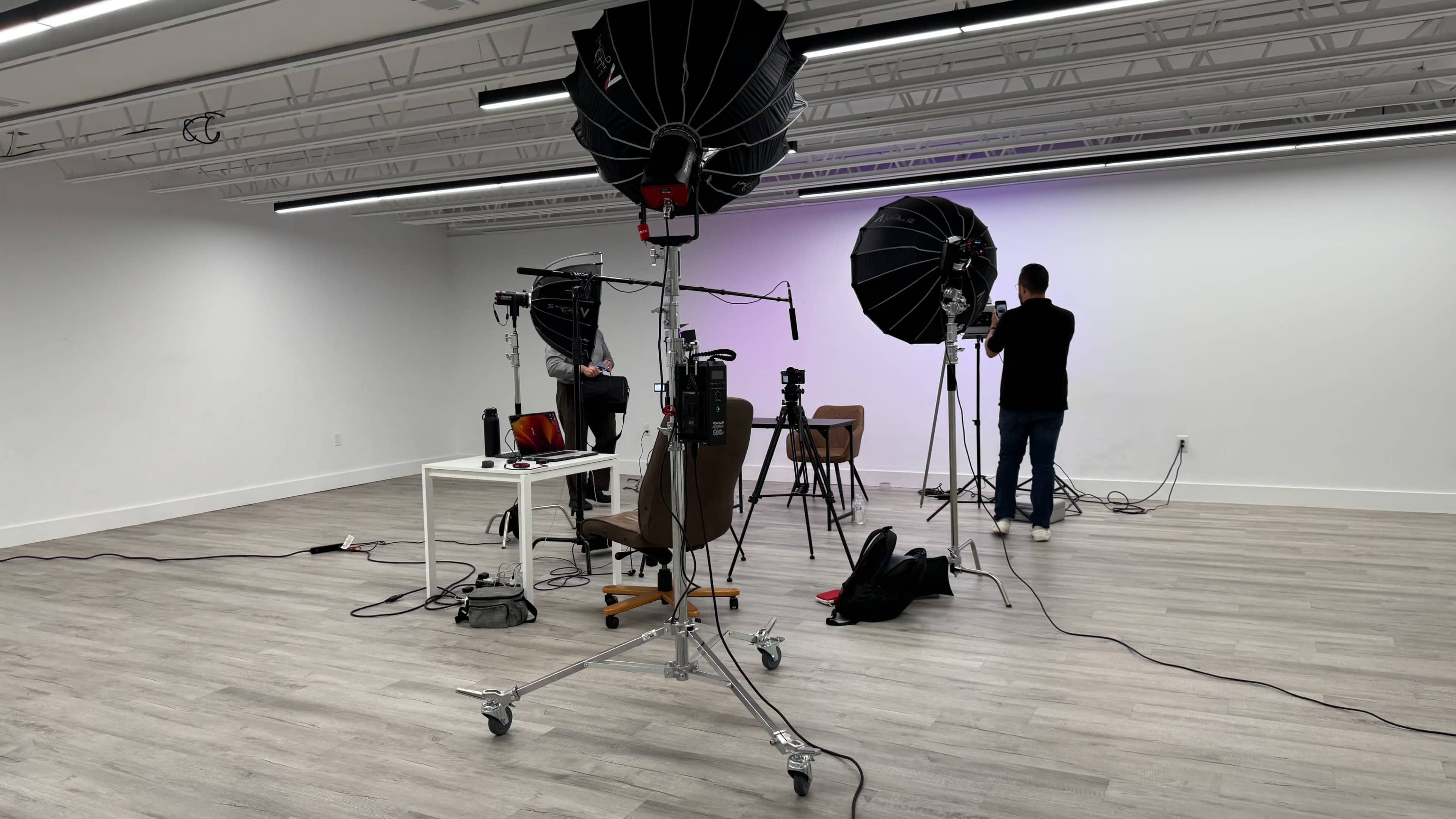 Photo / Video Studio with white walls and dimmable lighting Image in Akron, Akron, PA