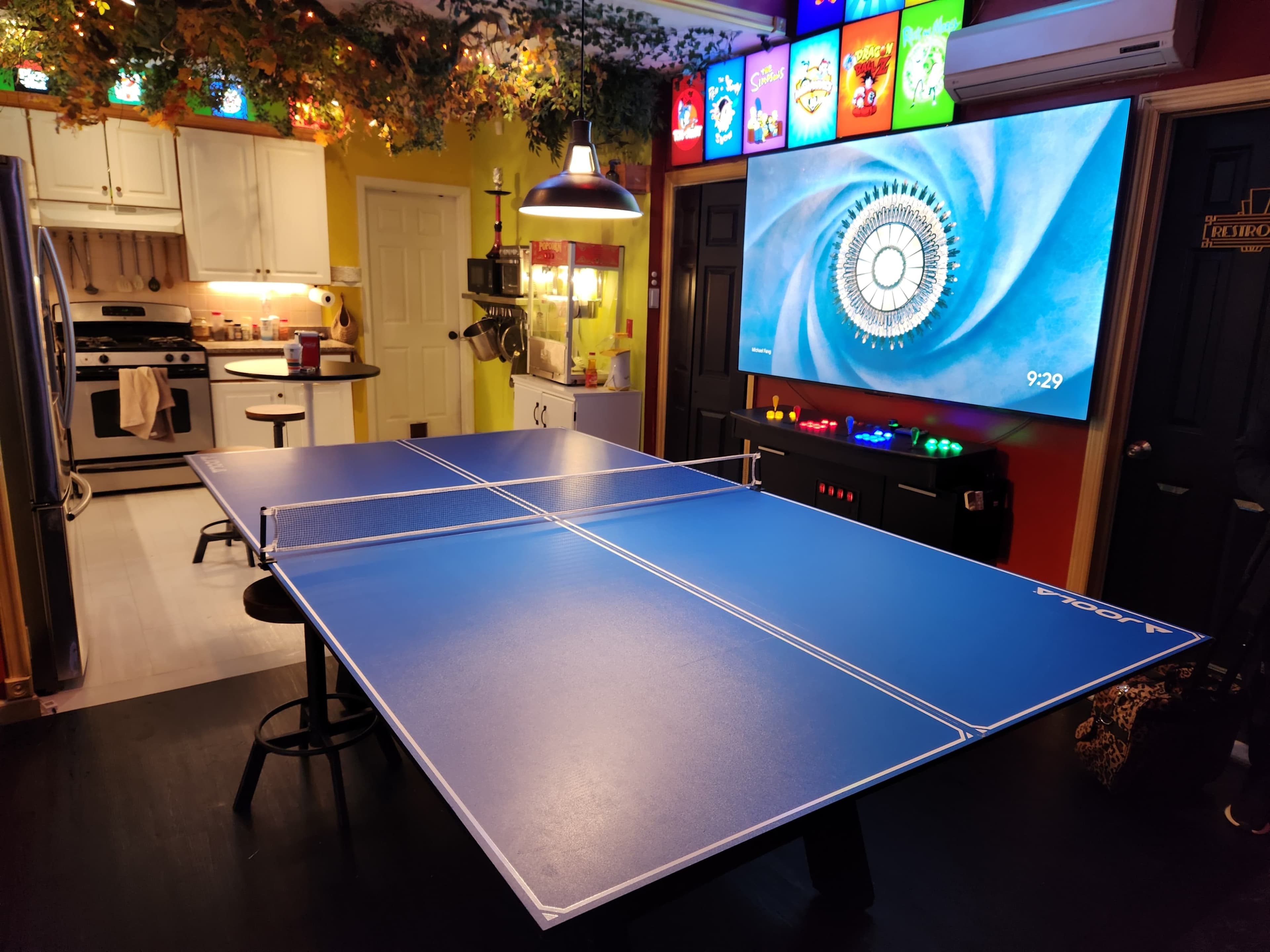Theater, Entertainment, Retro Arcade, Billard, Ping pong, poker, Games, Parties Image in North Hempstead, Little Neck, NY
