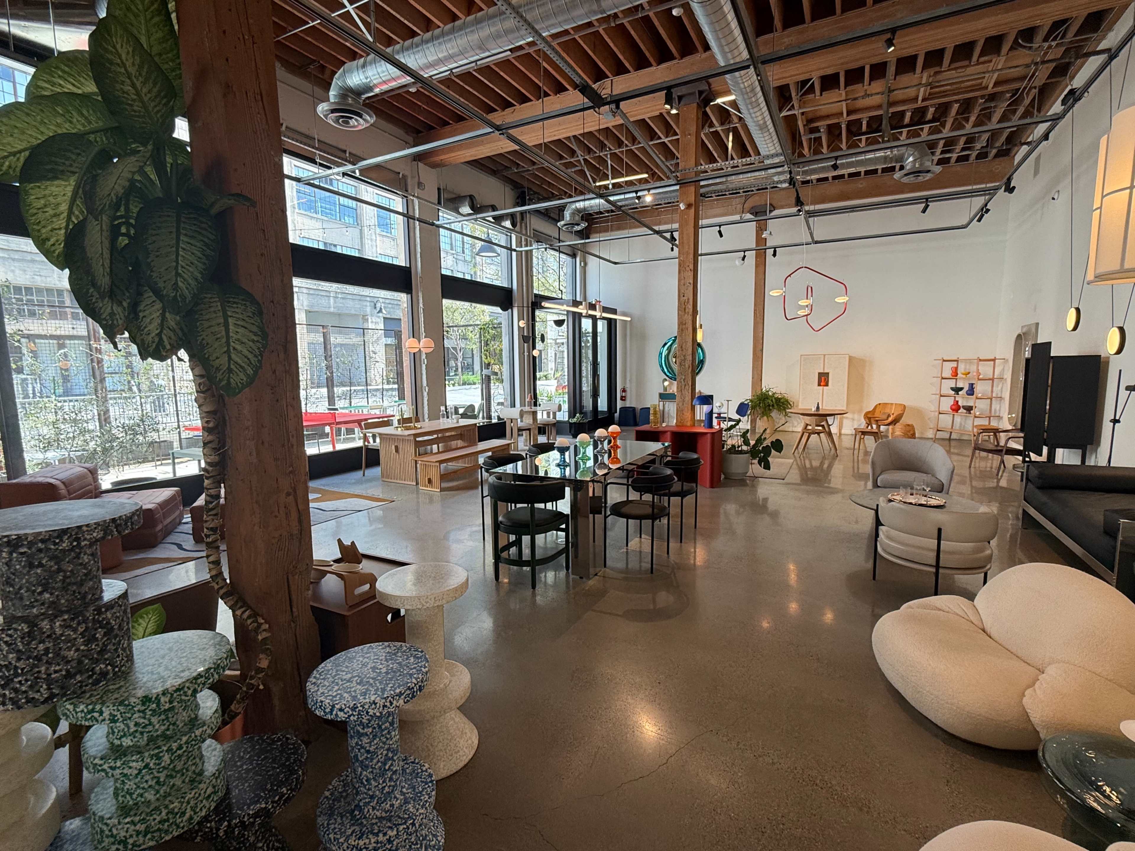 Large Modern Furniture Showroom for Video or Photo Shoots Image in Central LA, Los Angeles, CA