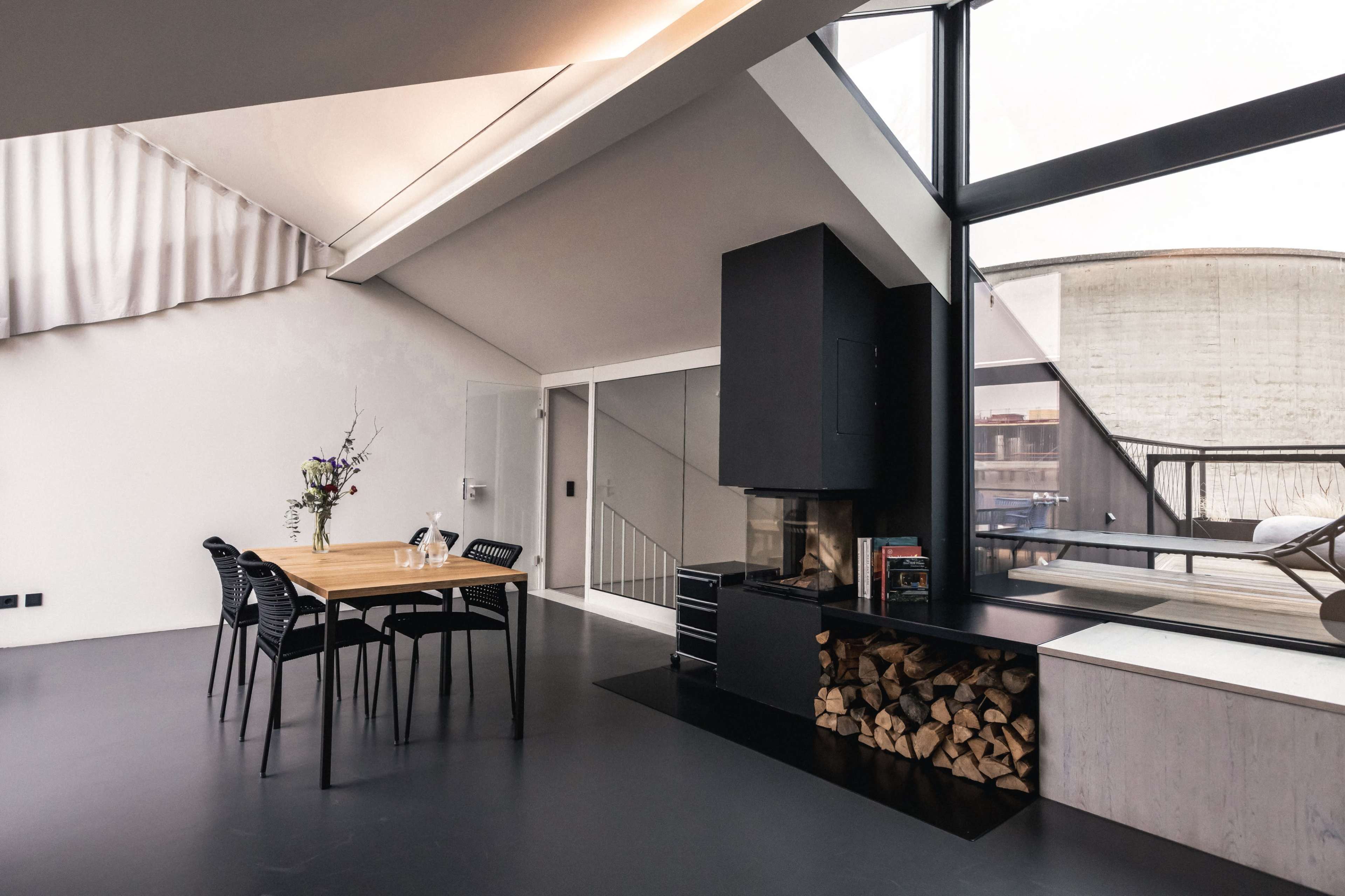 Unique Loft project space and by the Spree Image in Rummelsburg, Berlin