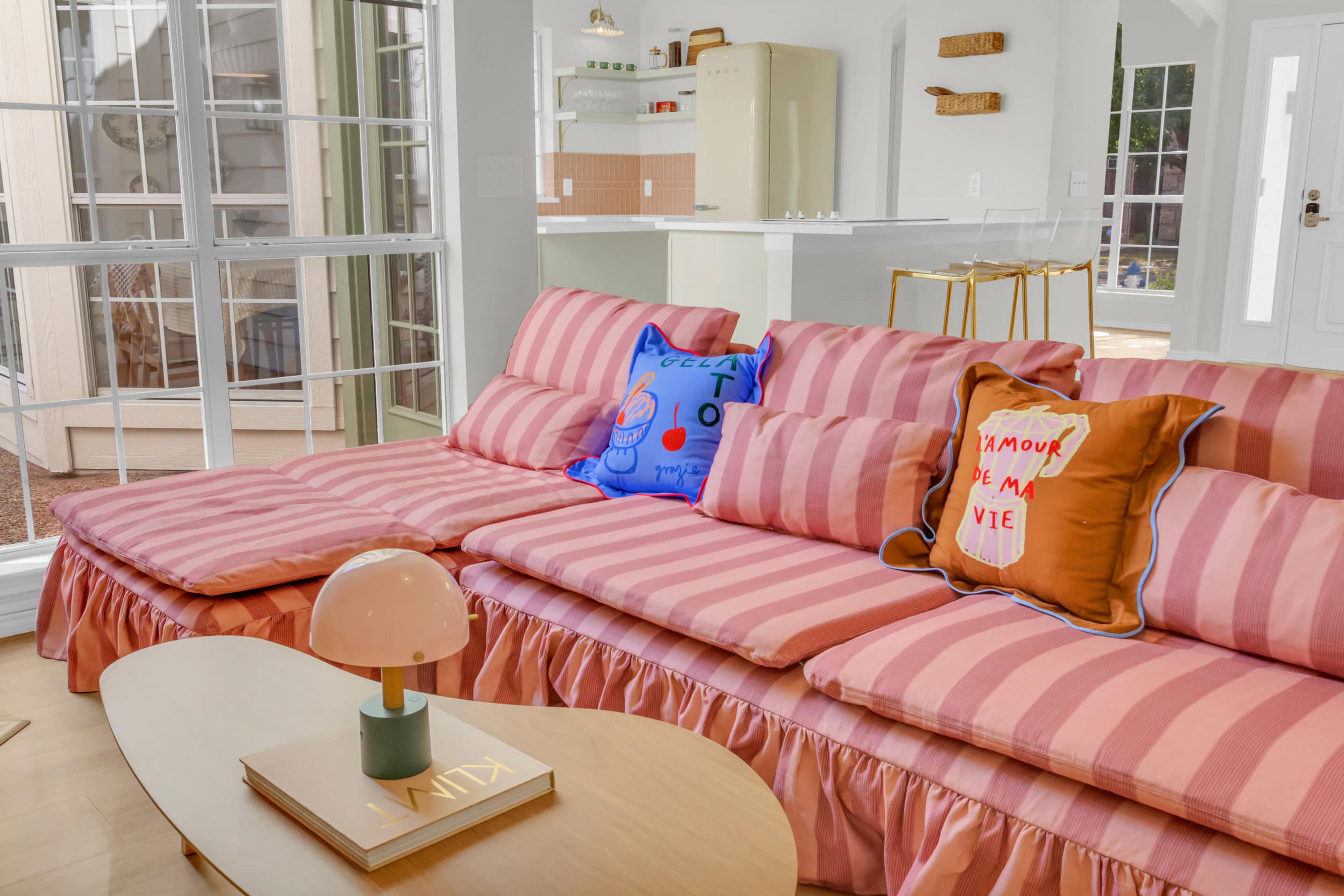 Private Frisco Cottage for Meetings & Off-Sites with Courtyard Lounge Image in Preston Vineyards, Frisco, TX