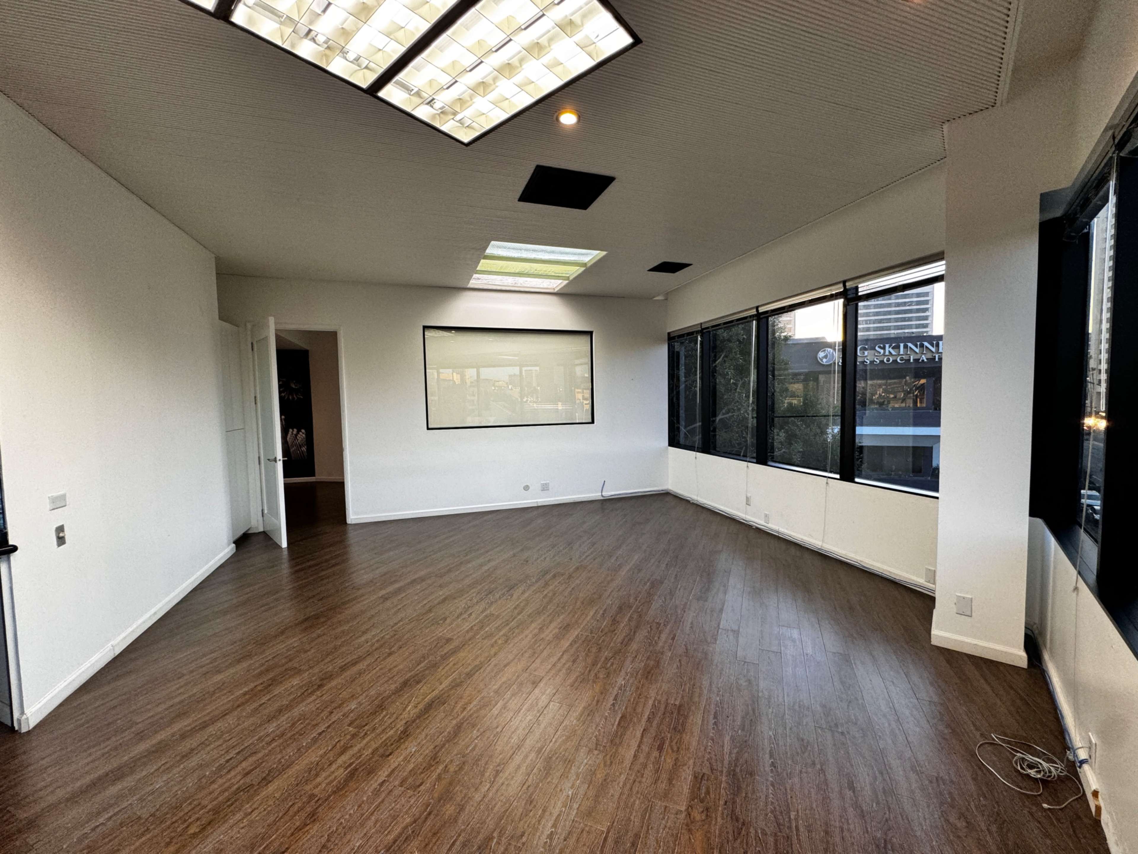 Contemporary Vacant Conference Room Image in West Los Angeles, Los Angeles, CA
